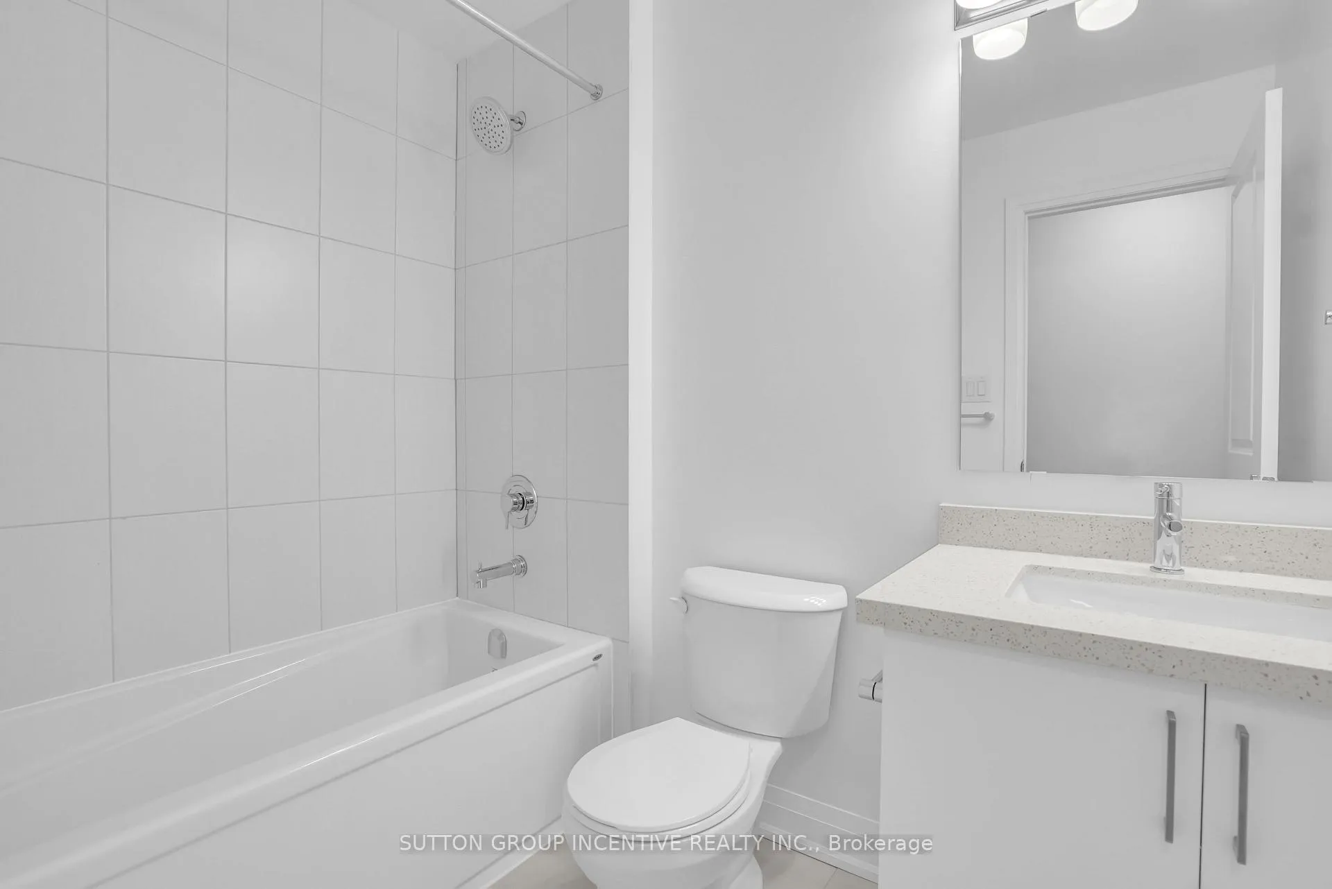 Photo 15 of Unit 2, 3 Ranch Terrace, Barrie, Rural Barrie Southeast — HOMEH