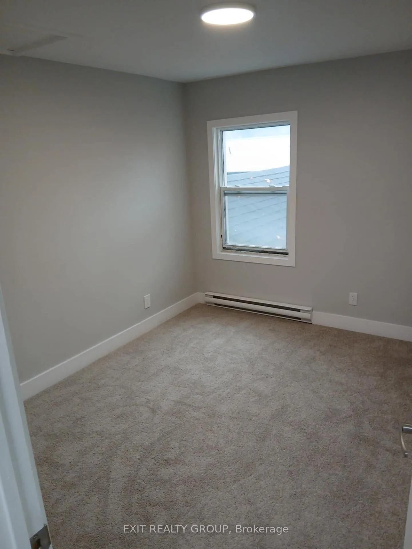 Photo 7 of Unit Upper Flr, 27 Grove Street, Belleville, Belleville Ward — HOMEH