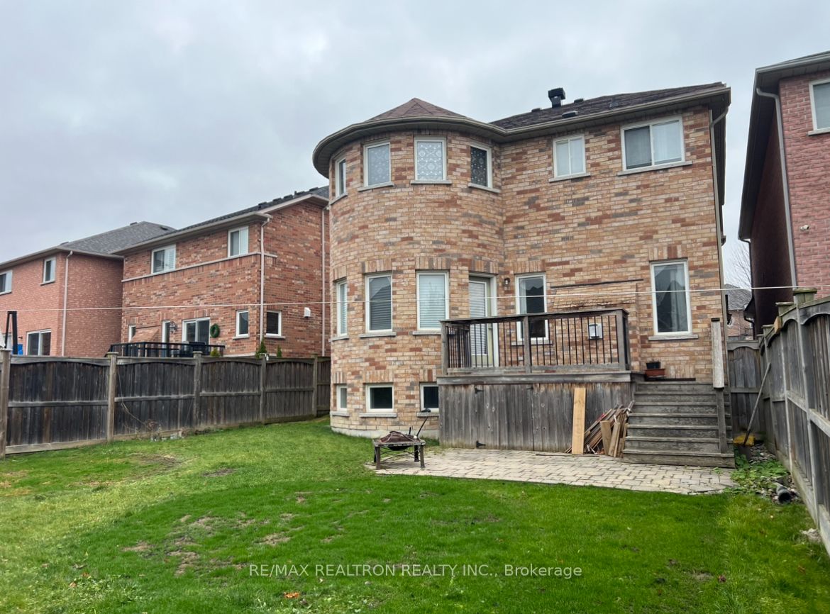 Photo 36 of 279 Zokol Drive, Aurora, Bayview Northeast — HOMEH