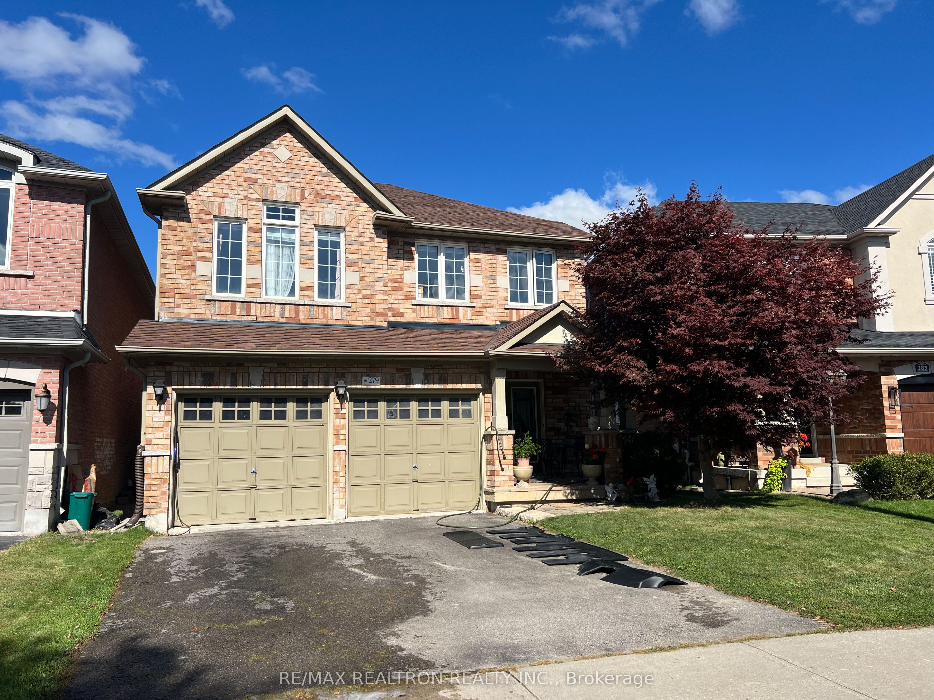 Photo 2 of 279 Zokol Drive, Aurora, Bayview Northeast — HOMEH