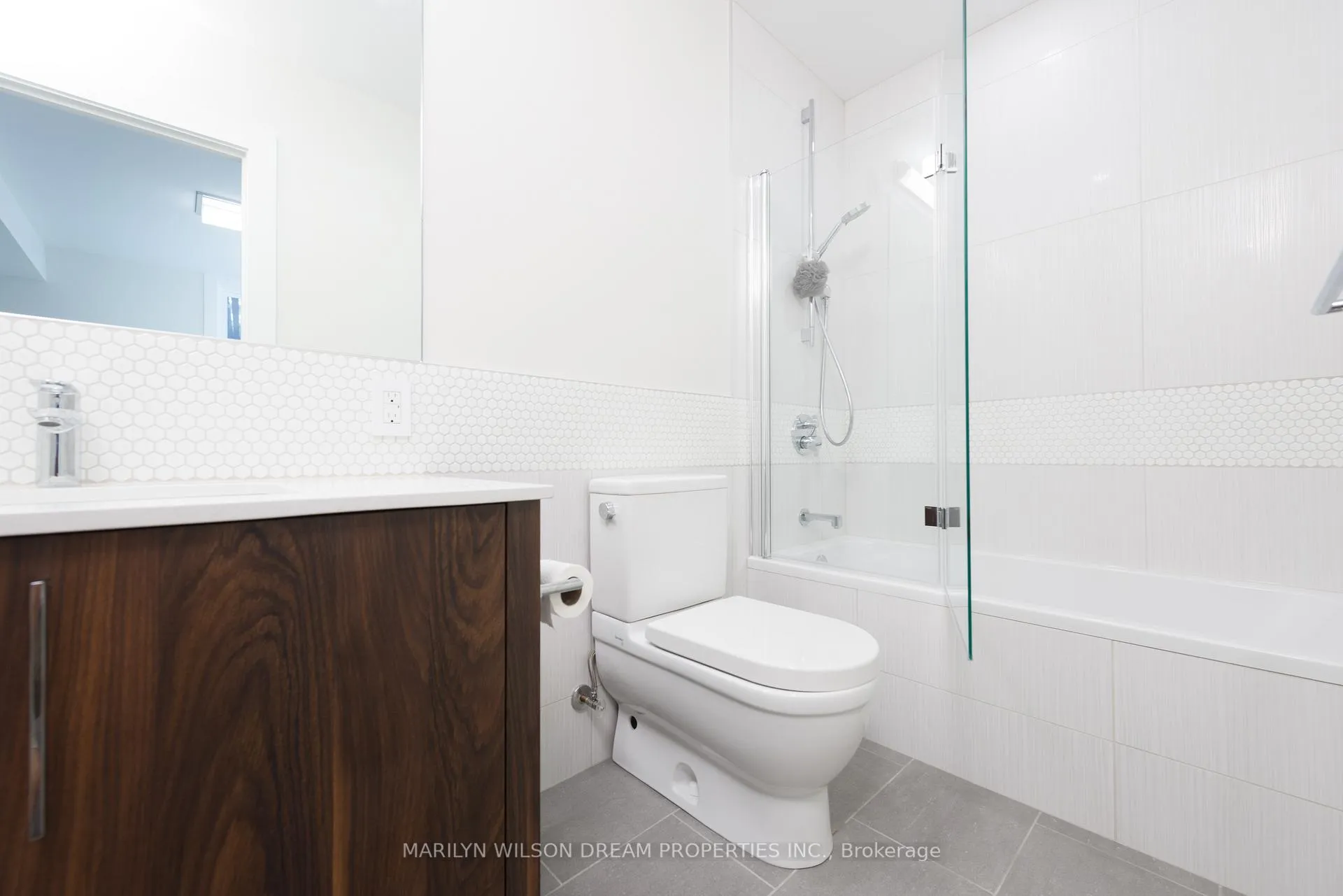 Photo 24 of 377 Crestview Road, Ottawa, Alta Vista/Faircrest Heights — HOMEH