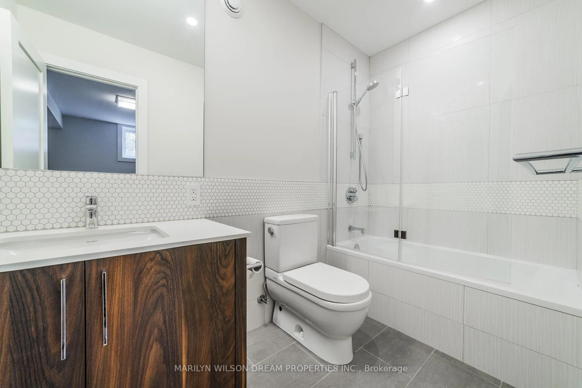 Photo 28 of 377 Crestview Road, Ottawa, Alta Vista/Faircrest Heights — HOMEH