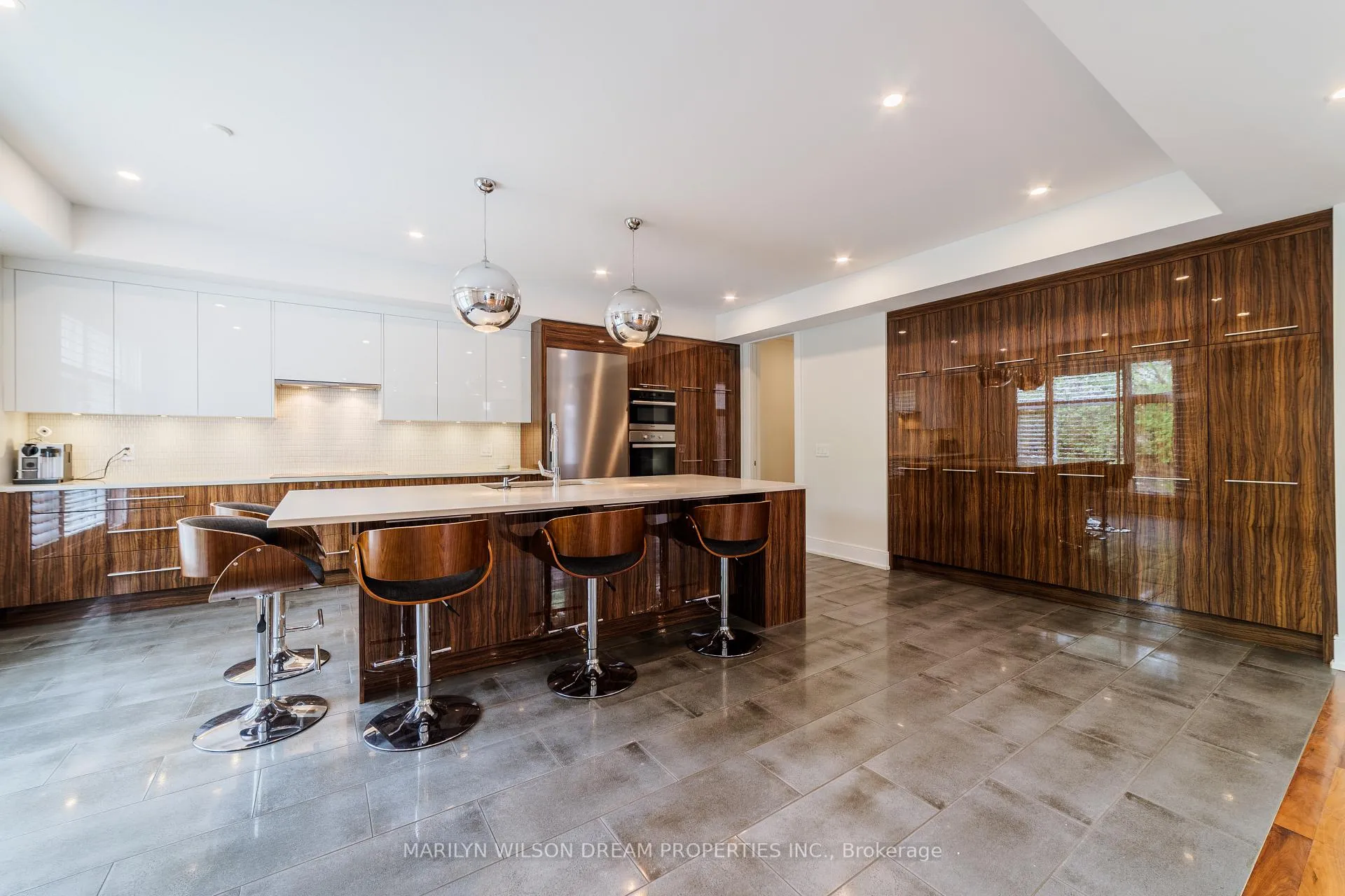 Photo 29 of 377 Crestview Road, Ottawa, Alta Vista/Faircrest Heights — HOMEH