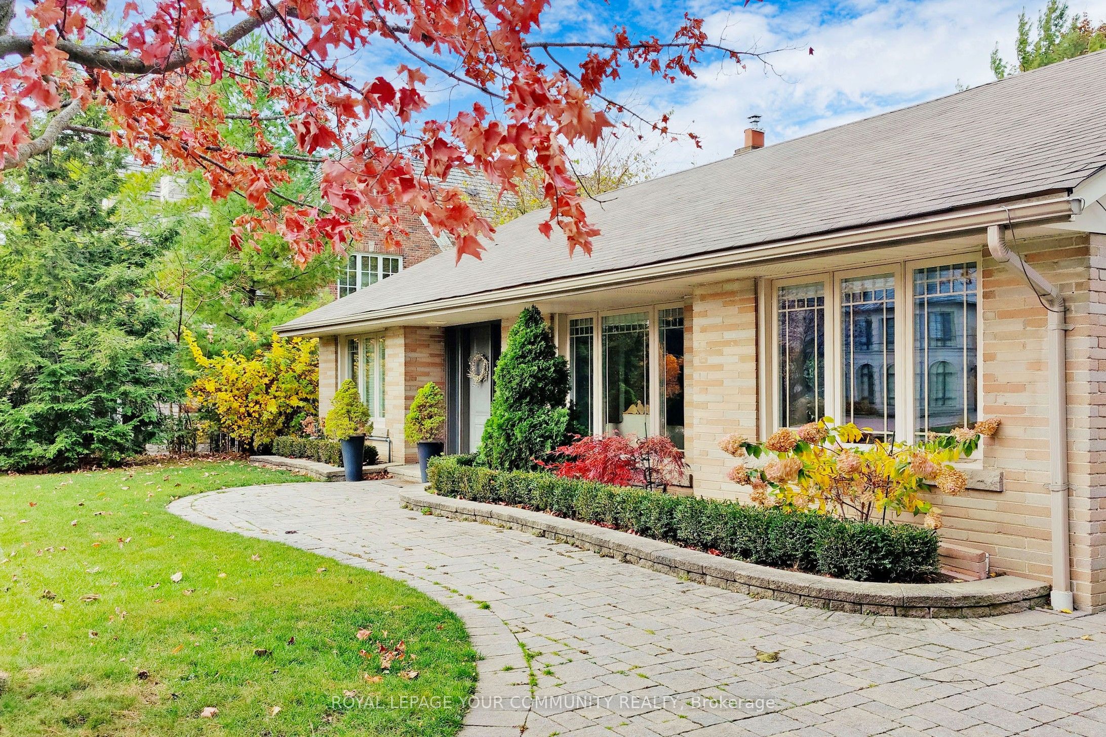 Photo 44 of 22 Helen Avenue, Vaughan, Uplands — HOMEH