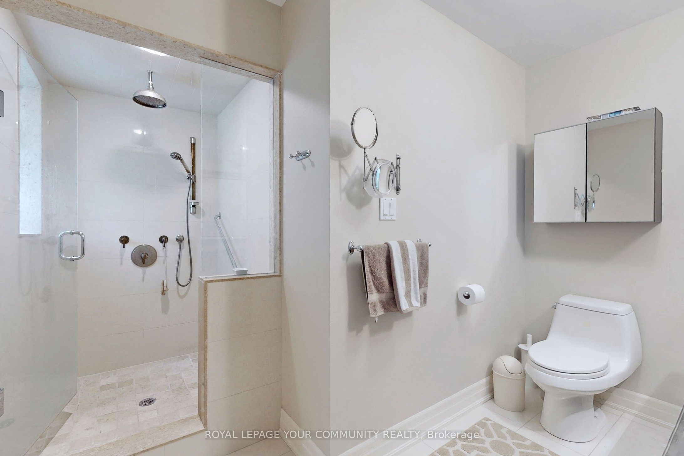 Photo 62 of 22 Helen Avenue, Vaughan, Uplands — HOMEH