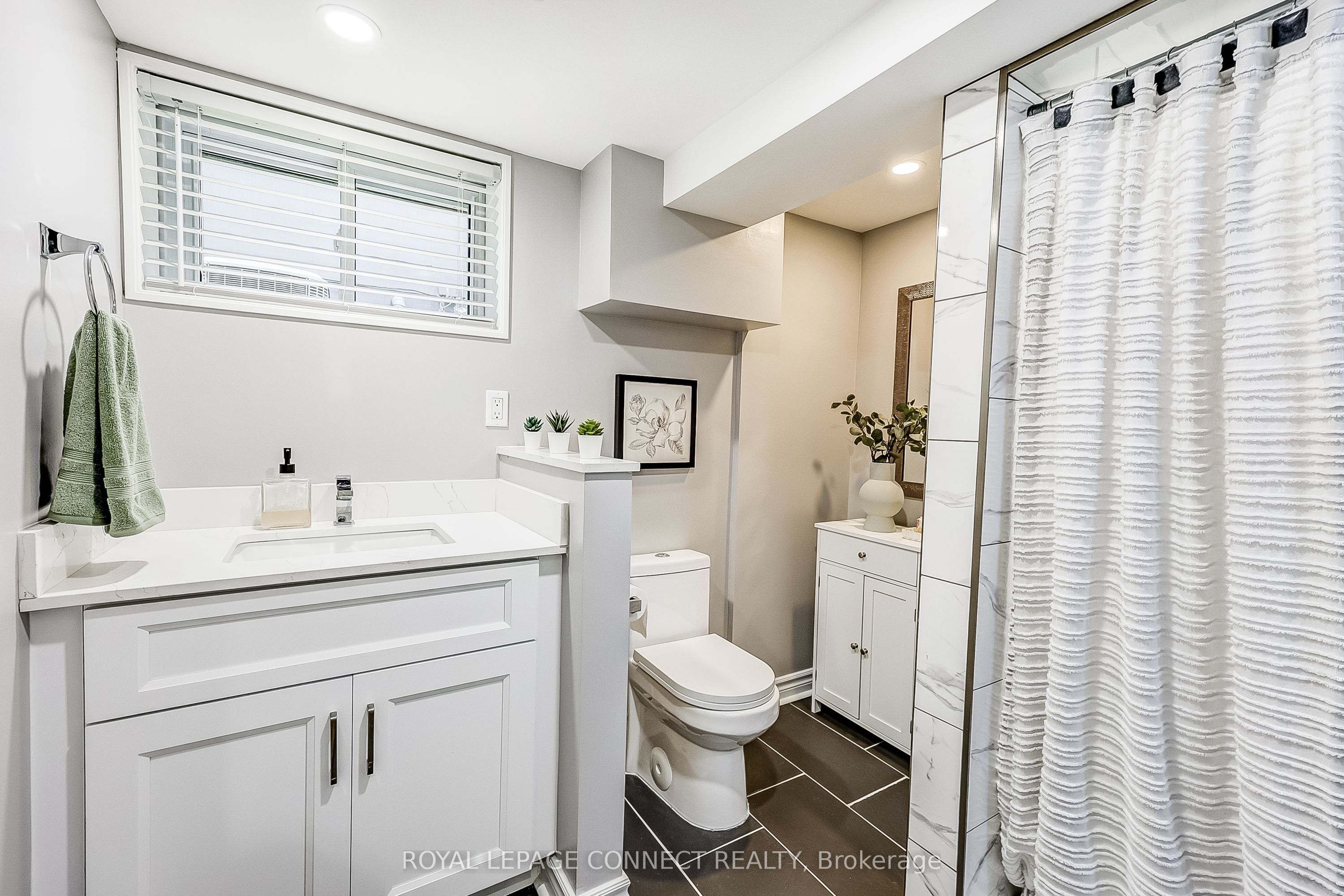 Photo 60 of 25 Elgin Street, Ajax, Central — HOMEH
