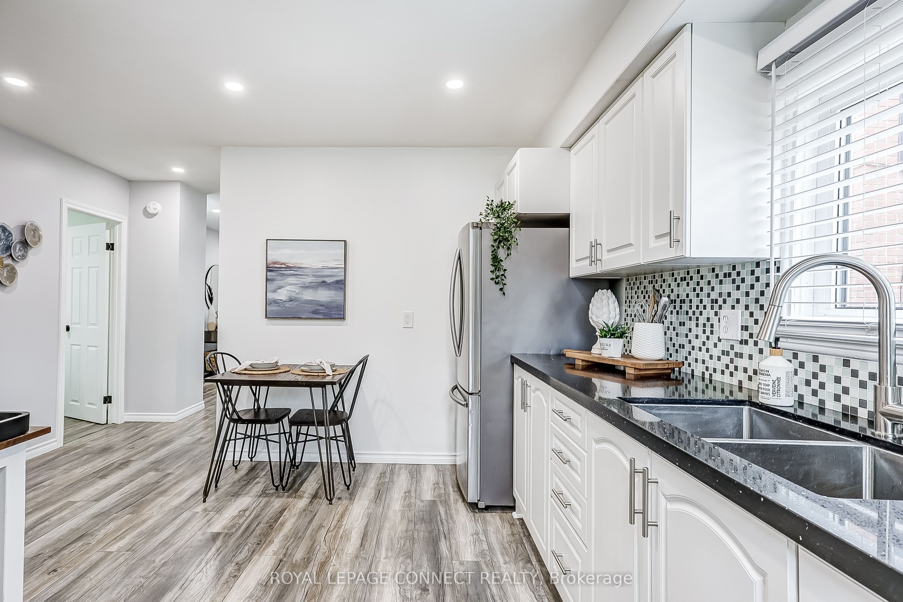 Photo 56 of 25 Elgin Street, Ajax, Central — HOMEH