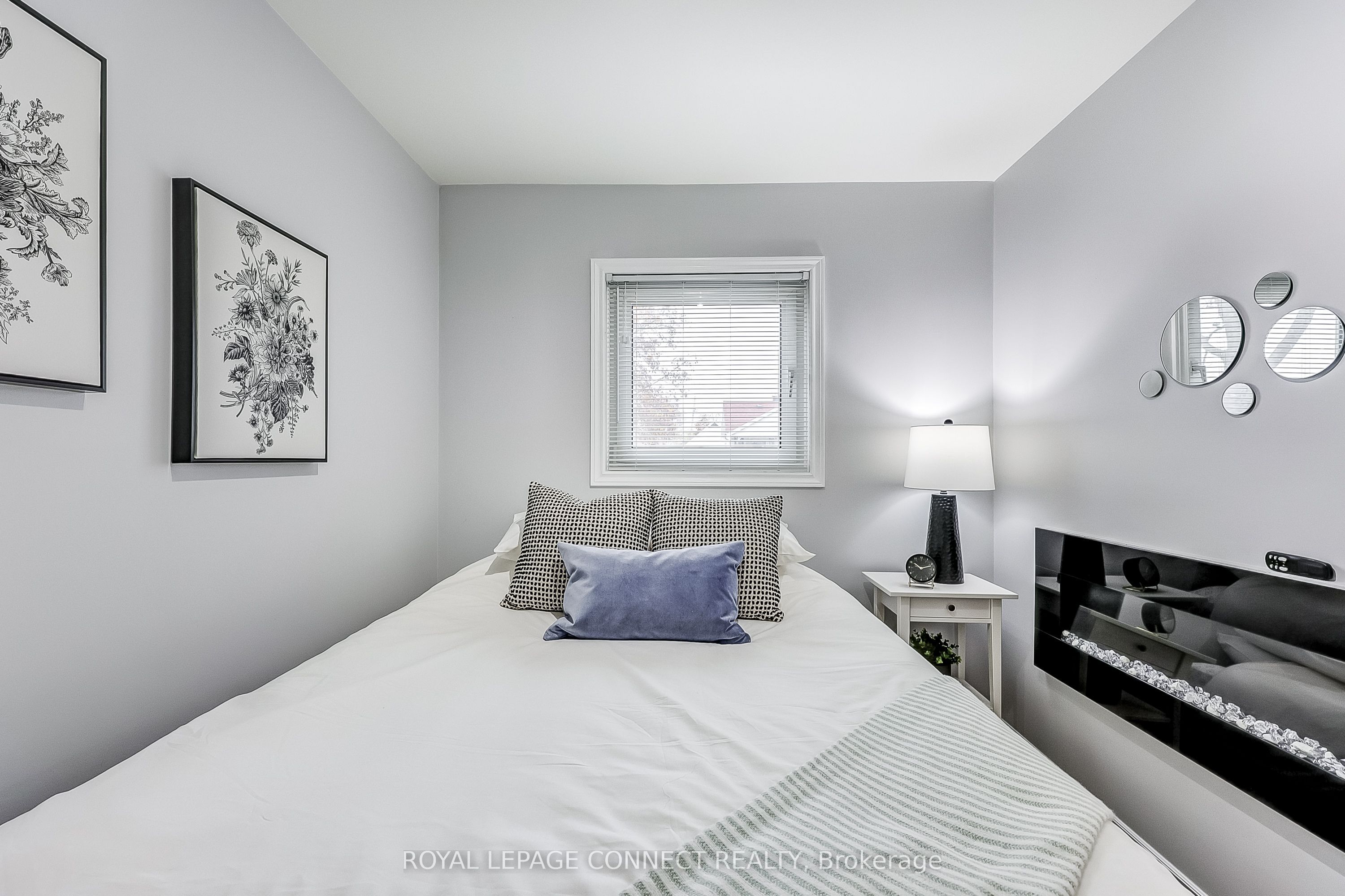 Photo 46 of 25 Elgin Street, Ajax, Central — HOMEH
