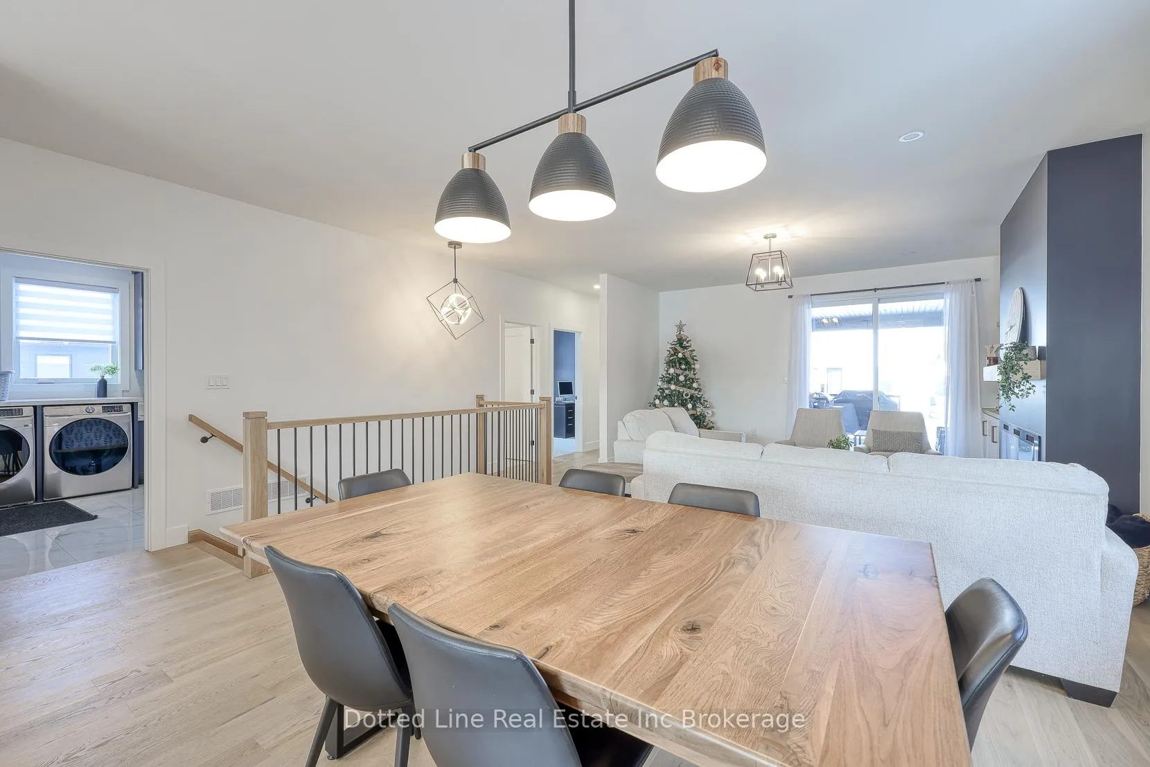 Photo 10 of 7 Charles Court, Bayham, Port Burwell — HOMEH