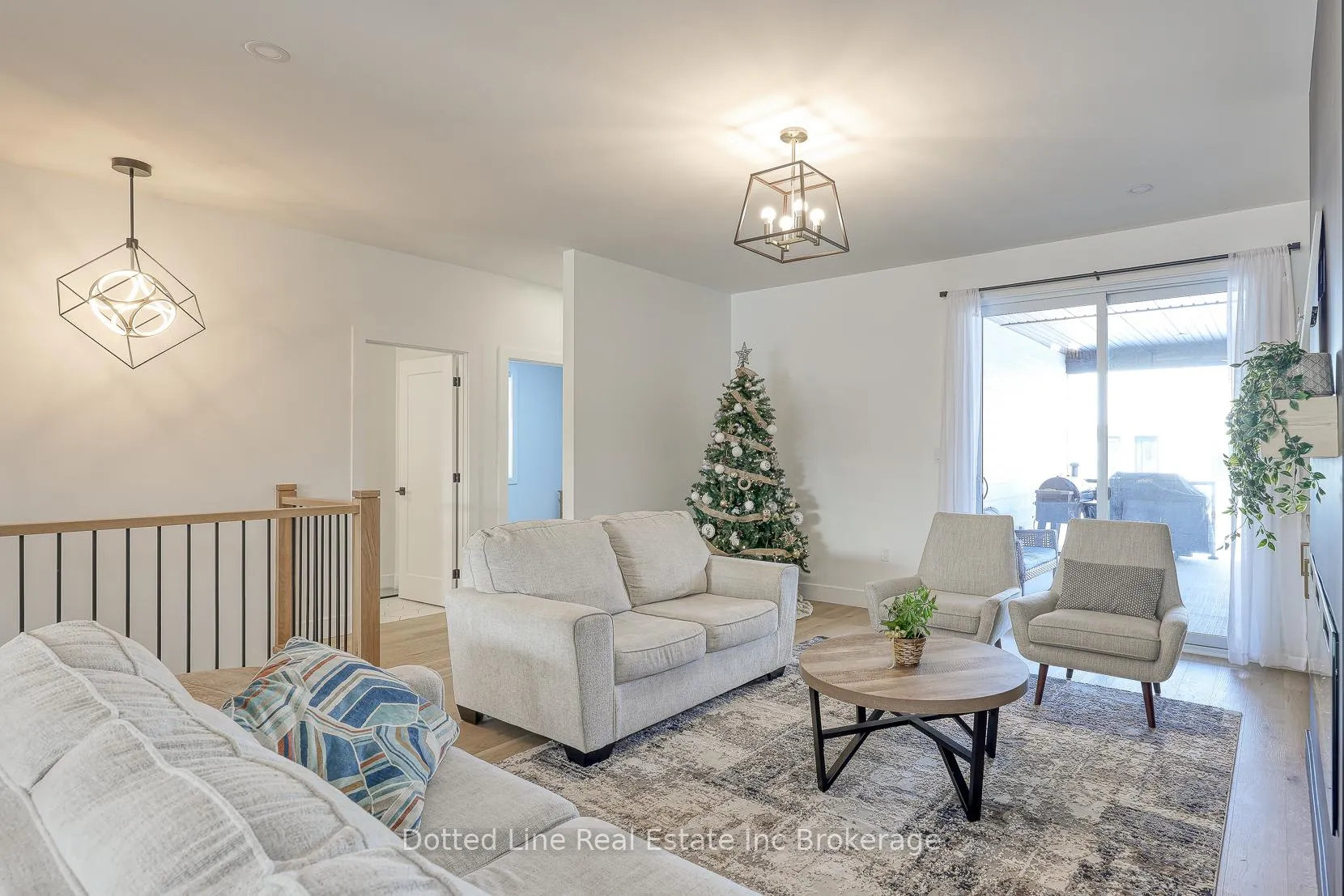 Photo 13 of 7 Charles Court, Bayham, Port Burwell — HOMEH