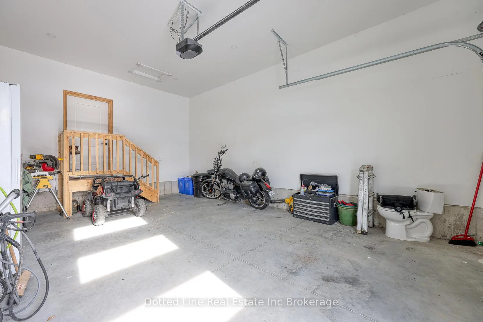 Photo 30 of 7 Charles Court, Bayham, Port Burwell — HOMEH