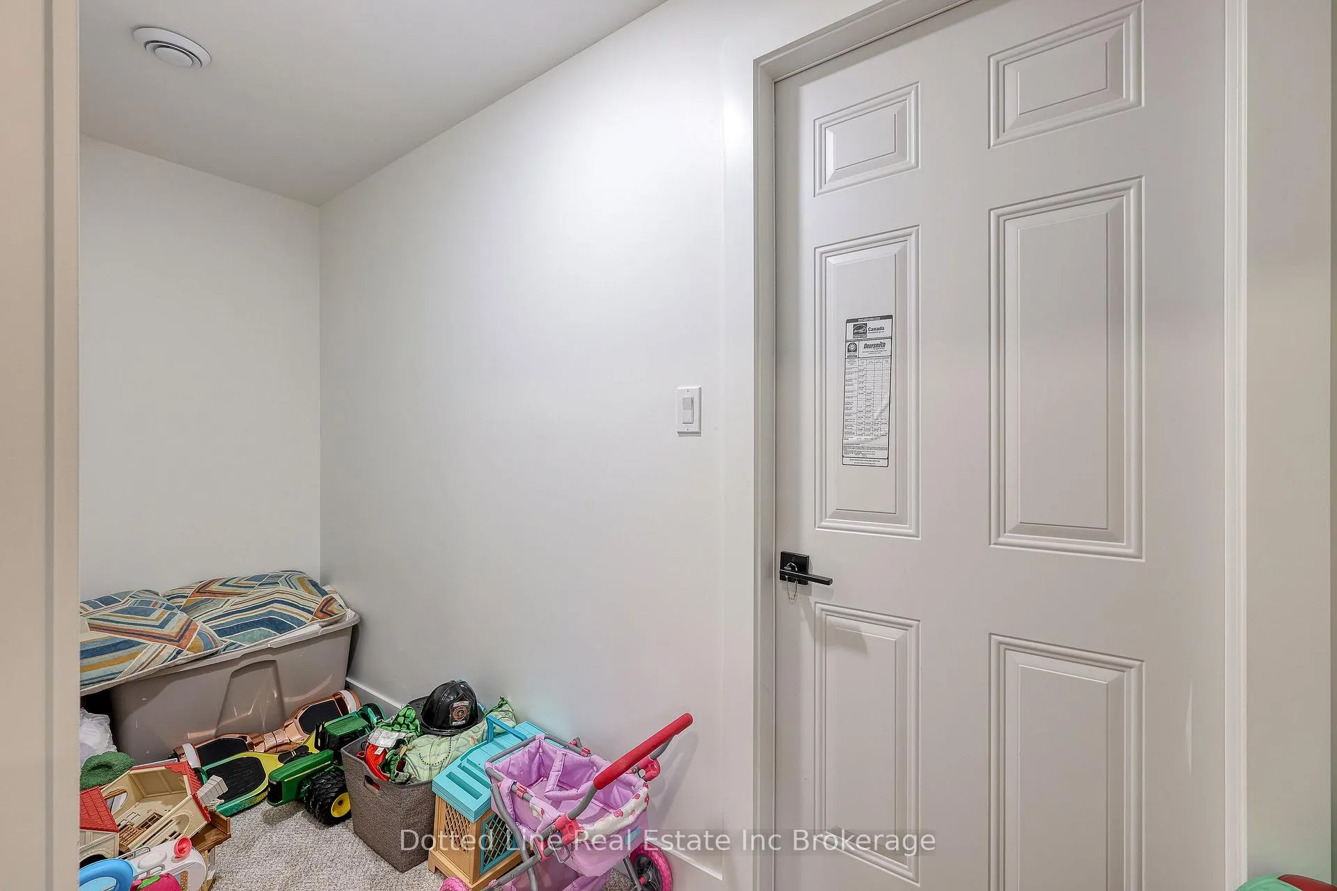 Photo 39 of 7 Charles Court, Bayham, Port Burwell — HOMEH