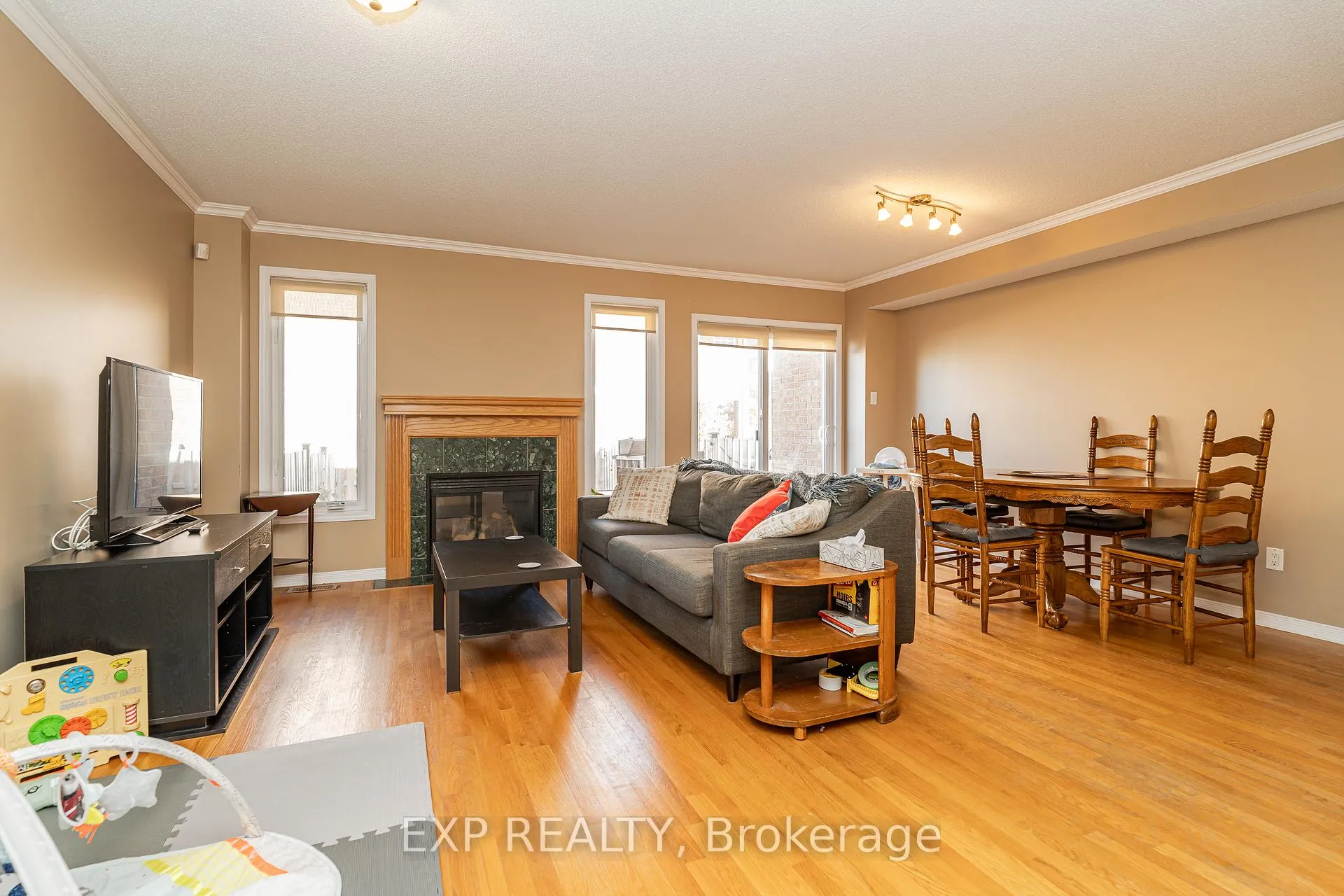 Photo 129 of 342 Freedom Private, Ottawa, Riverview Park — HOMEH