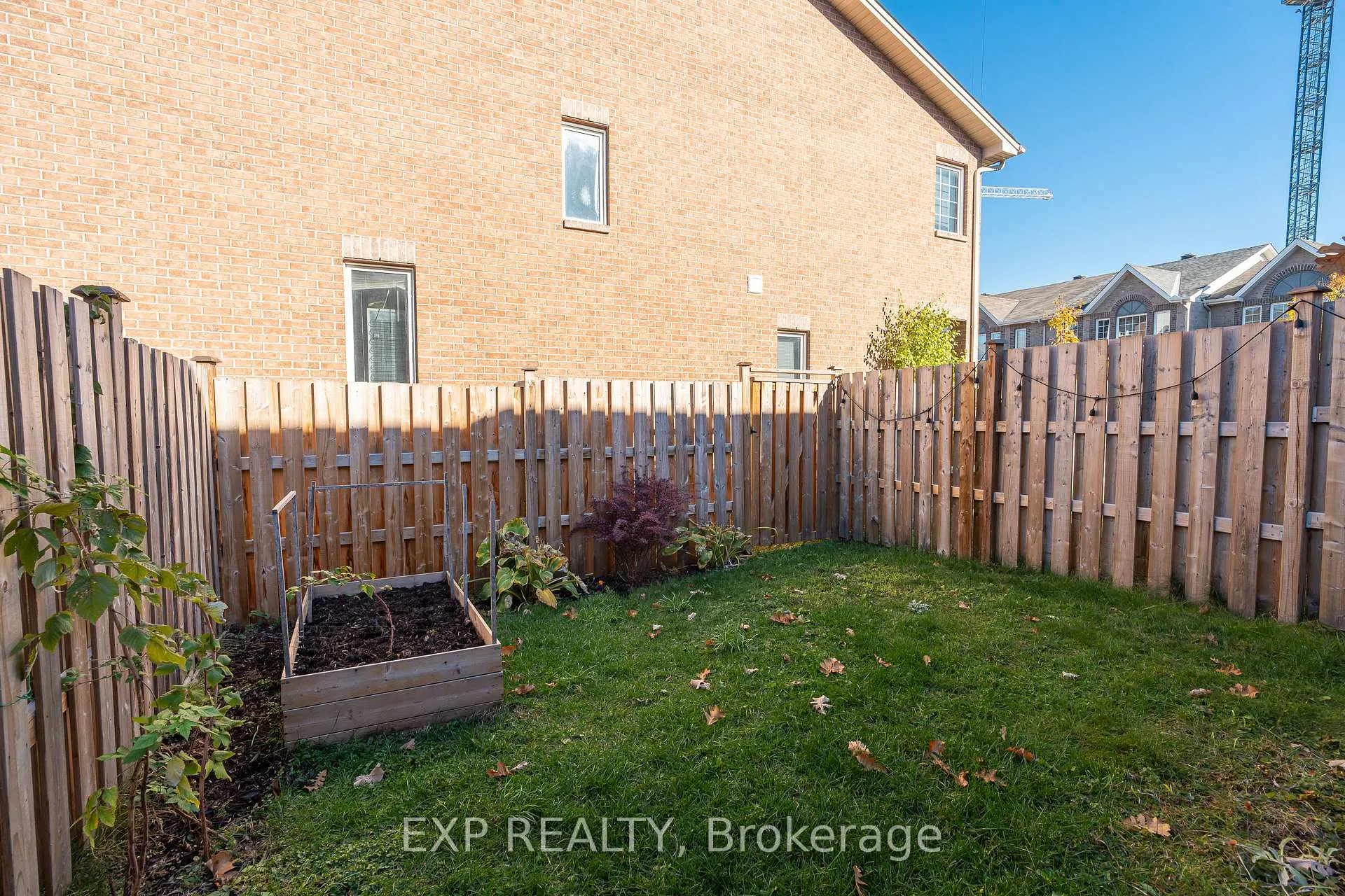 Photo 823 of 342 Freedom Private, Ottawa, Riverview Park — HOMEH