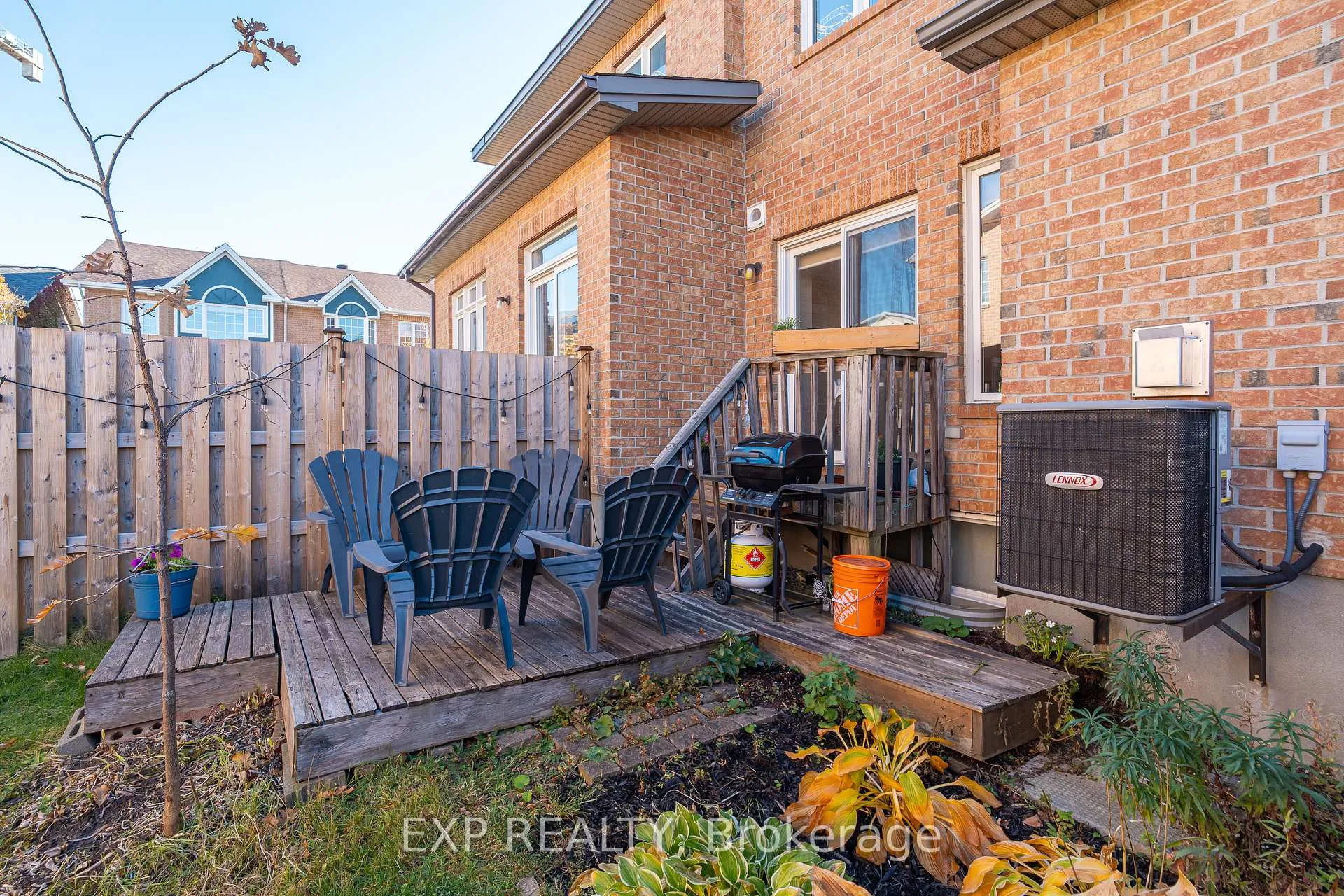 Photo 851 of 342 Freedom Private, Ottawa, Riverview Park — HOMEH
