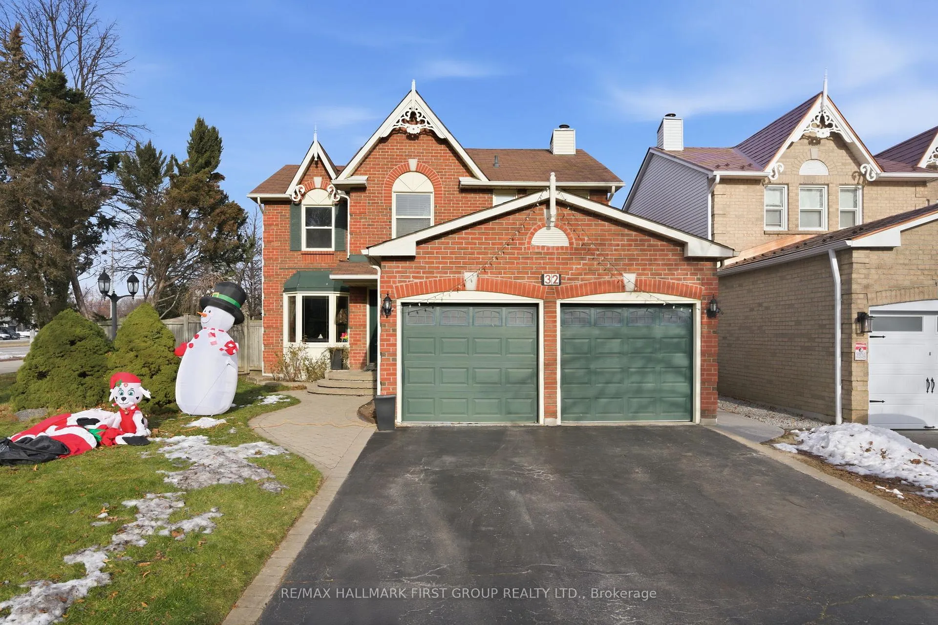 Front of Unit Basement, 32 Hearne Crescent