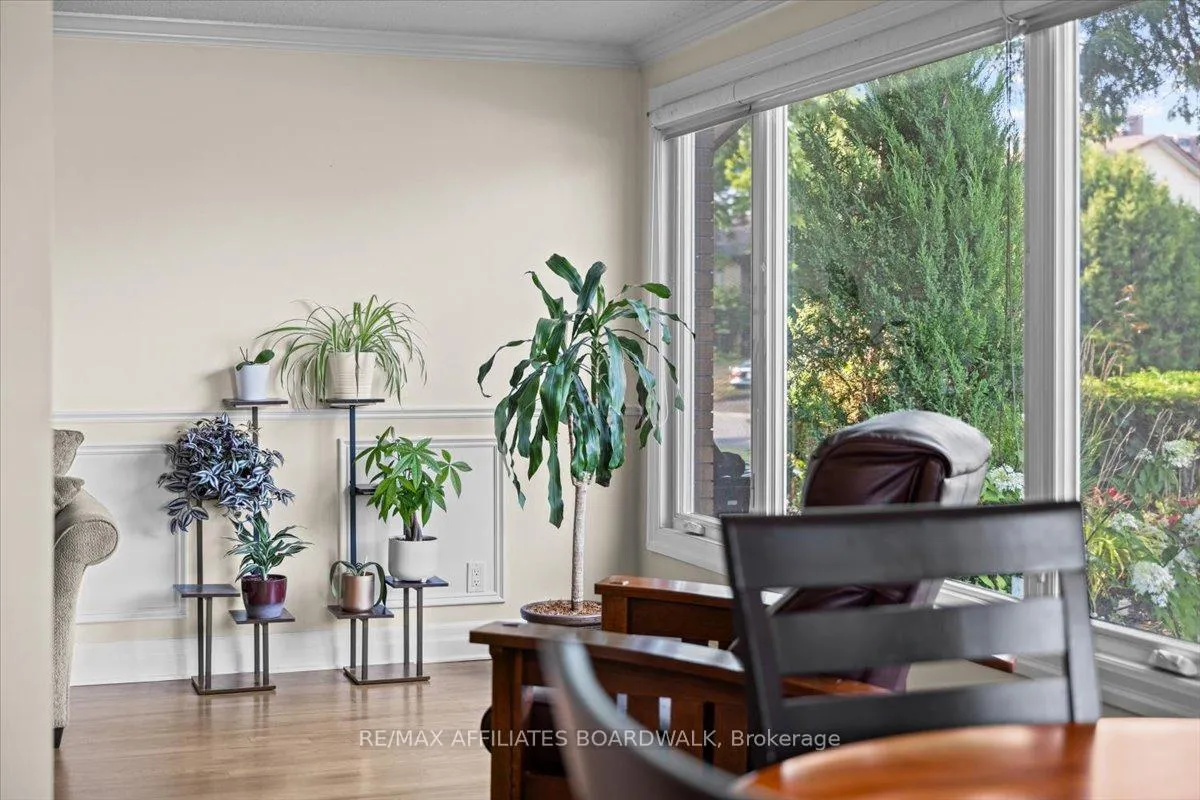 Photo 321 of 1856 Appleford Street, Ottawa, Beacon Hill South — HOMEH