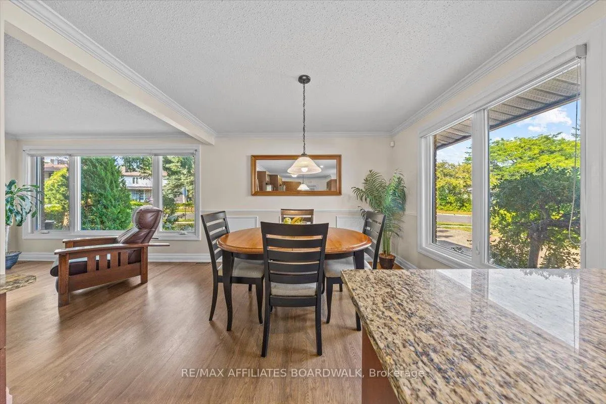 Photo 402 of 1856 Appleford Street, Ottawa, Beacon Hill South — HOMEH