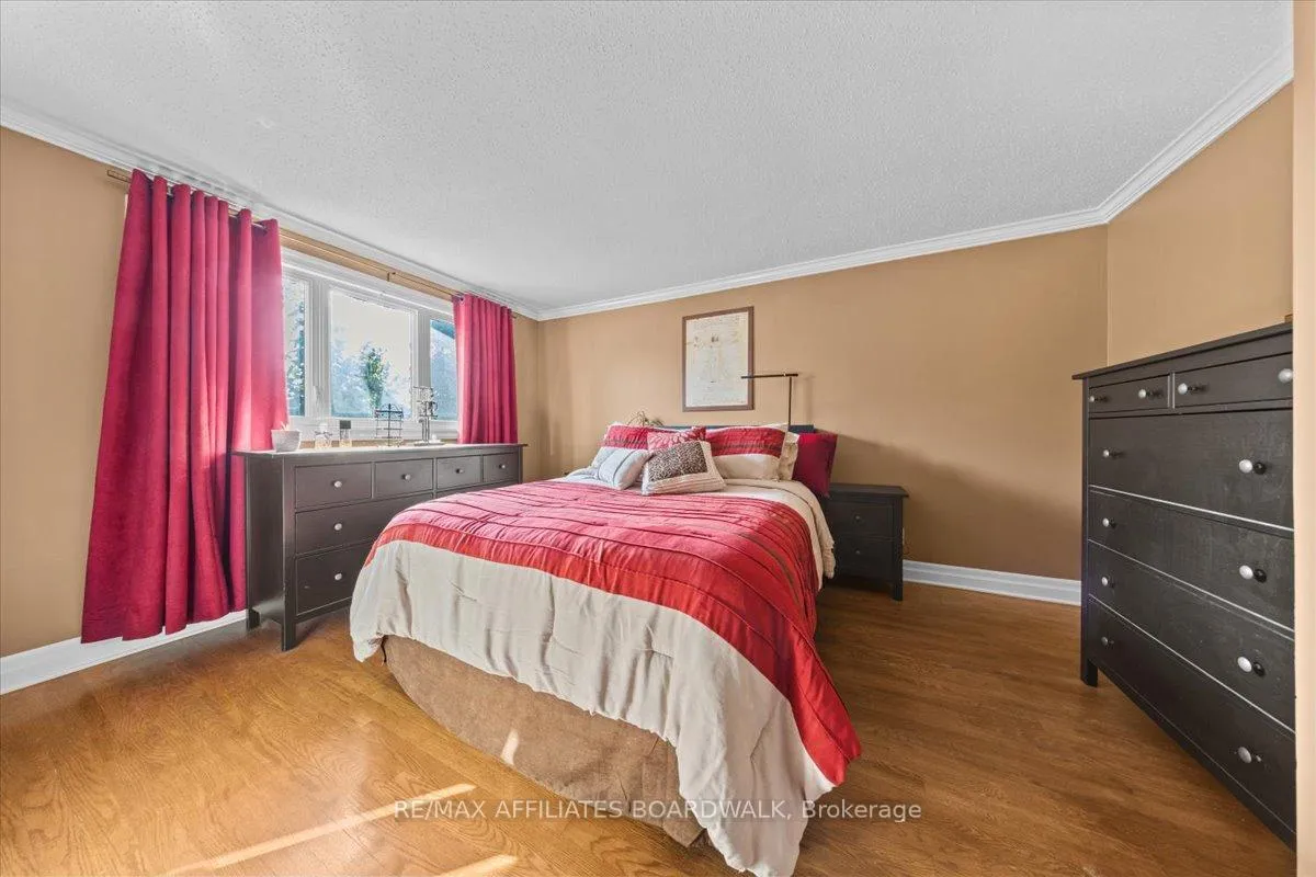 Photo 644 of 1856 Appleford Street, Ottawa, Beacon Hill South — HOMEH