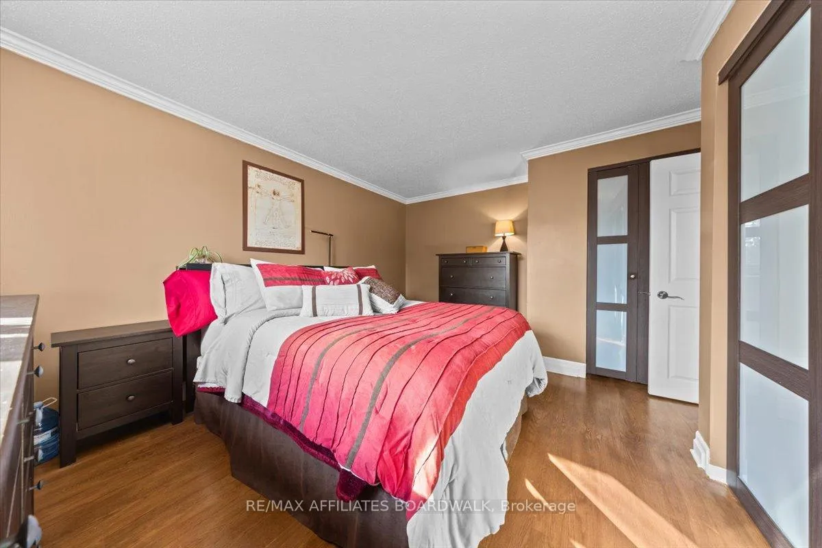 Photo 681 of 1856 Appleford Street, Ottawa, Beacon Hill South — HOMEH