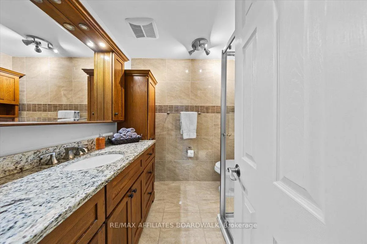 Photo 695 of 1856 Appleford Street, Ottawa, Beacon Hill South — HOMEH
