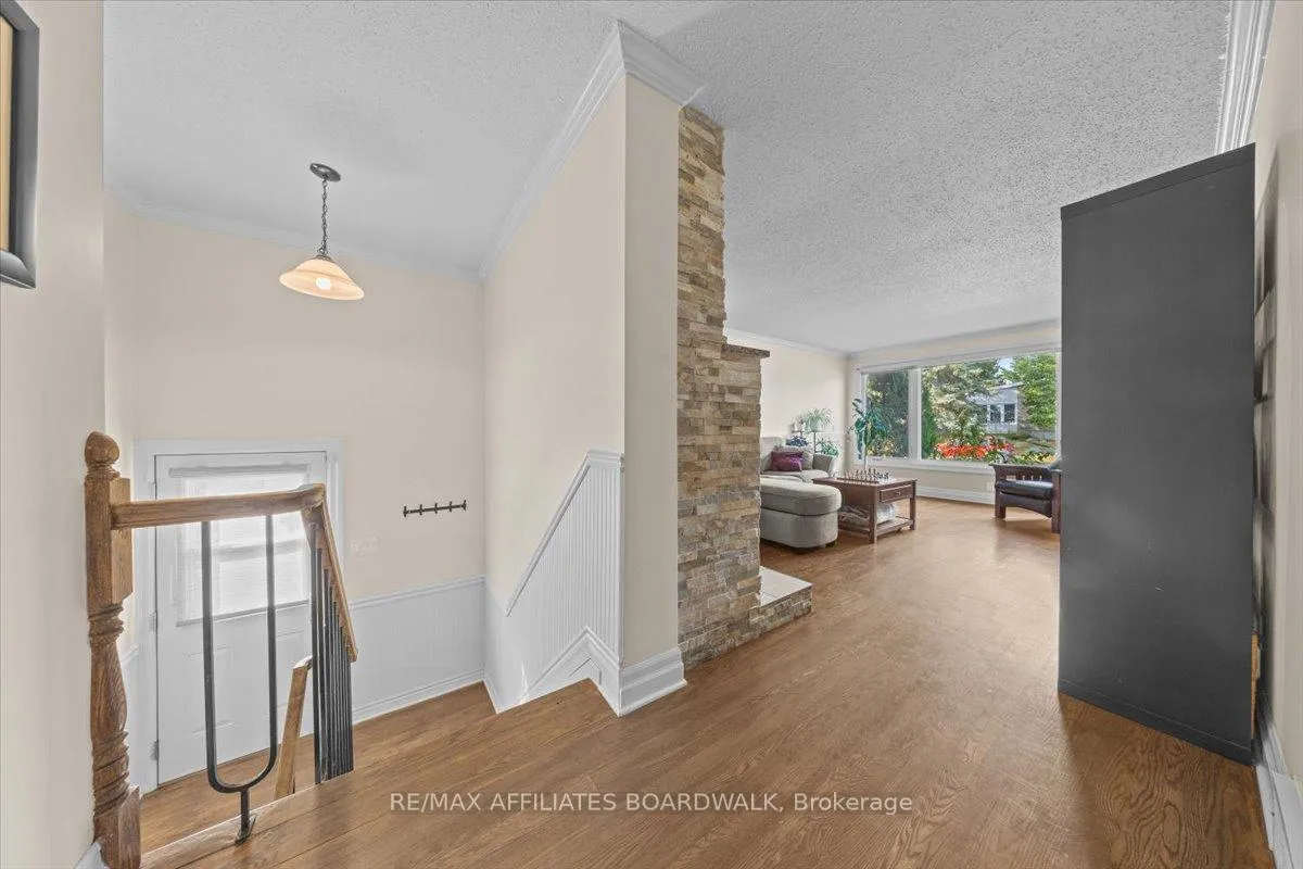 Photo 843 of 1856 Appleford Street, Ottawa, Beacon Hill South — HOMEH