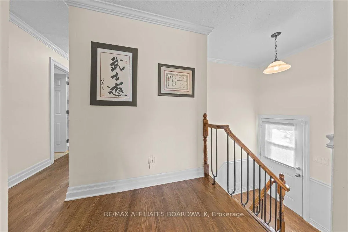 Photo 872 of 1856 Appleford Street, Ottawa, Beacon Hill South — HOMEH