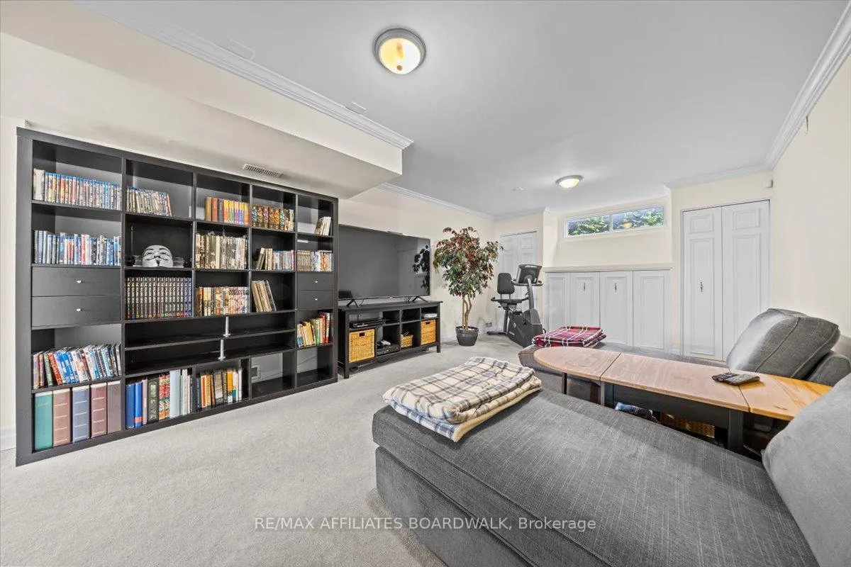 Photo 977 of 1856 Appleford Street, Ottawa, Beacon Hill South — HOMEH