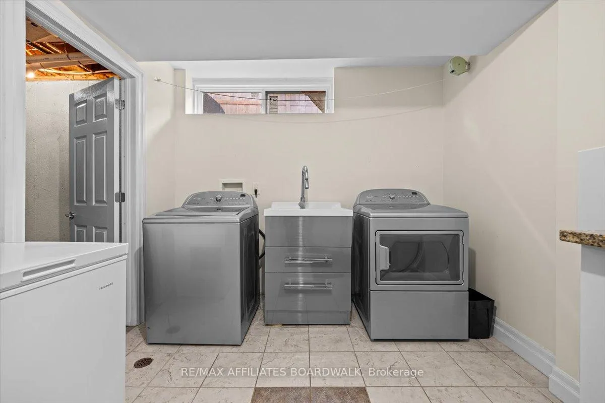 Photo 1196 of 1856 Appleford Street, Ottawa, Beacon Hill South — HOMEH