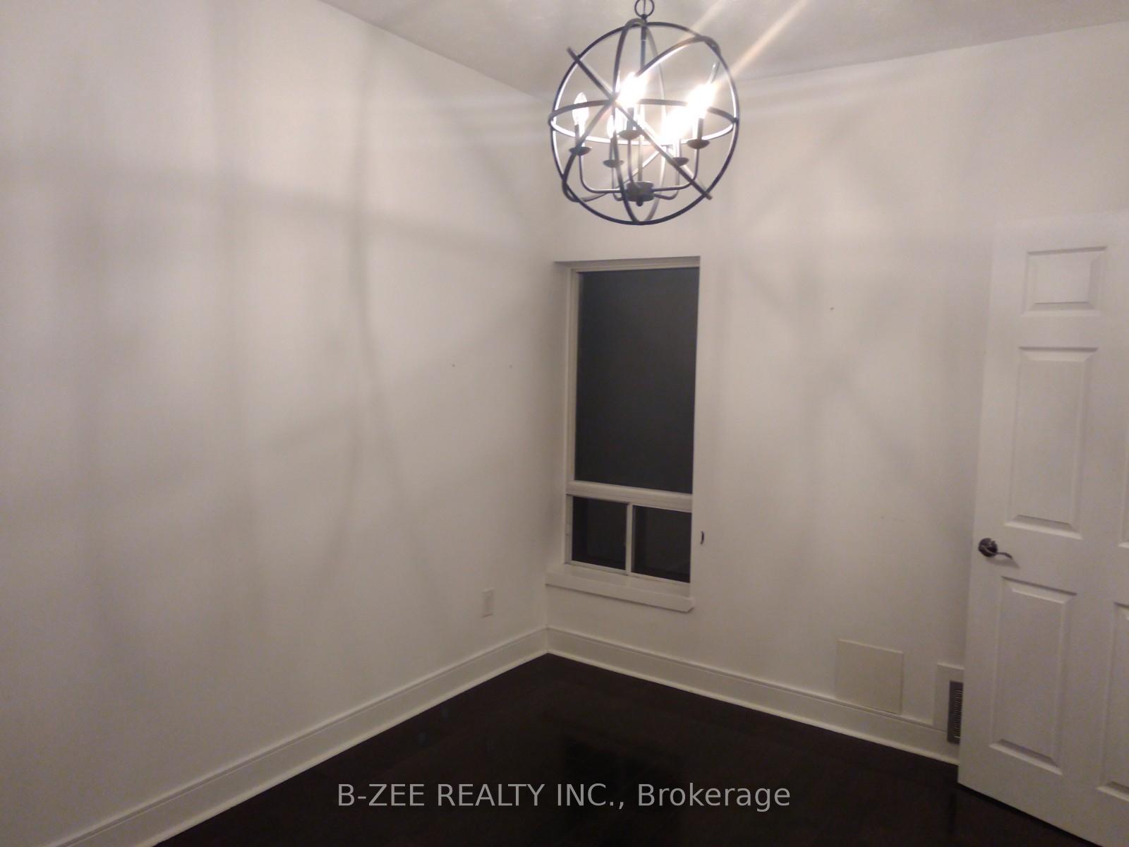 Photo 7 of Unit Upper 2, 479 Roxton Road, Toronto, Palmerston-Little Italy — HOMEH