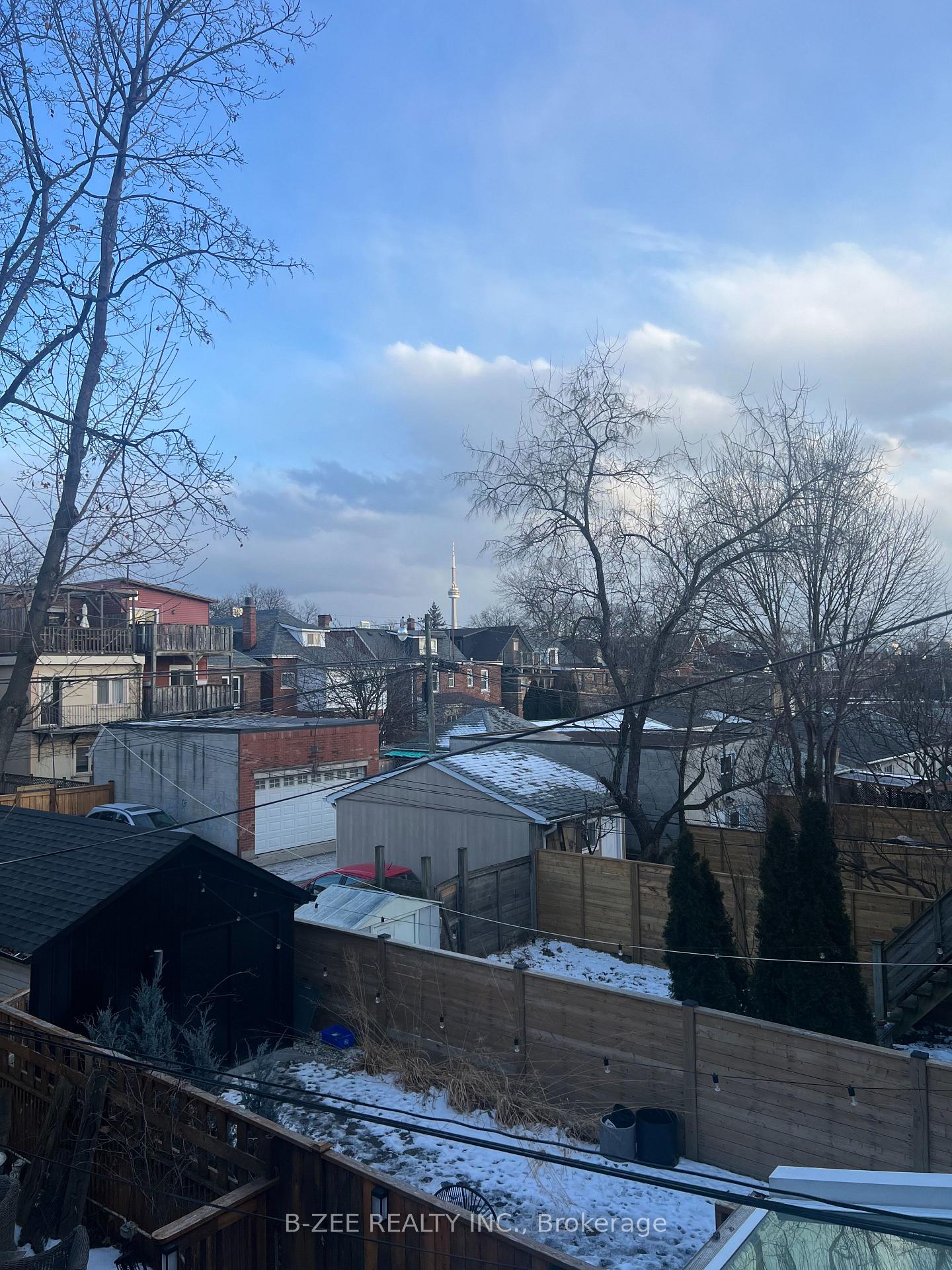 Photo 14 of Unit Upper 2, 479 Roxton Road, Toronto, Palmerston-Little Italy — HOMEH