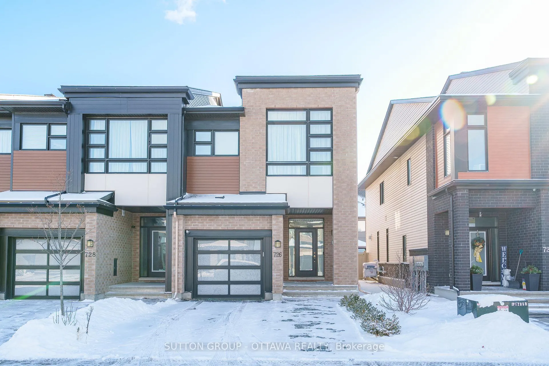 Photo 2 of 726 Octave Grove, Ottawa, Riverside South/Gloucester Glen — HOMEH