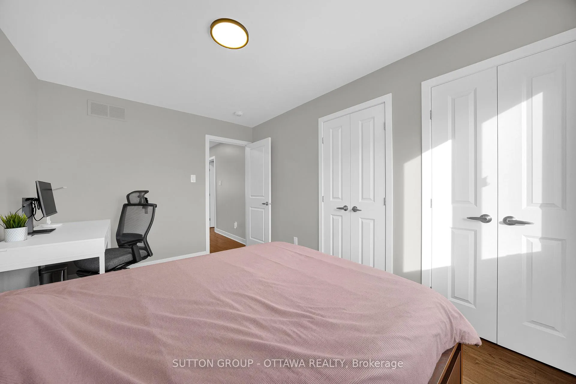 Photo 664 of 726 Octave Grove, Ottawa, Riverside South/Gloucester Glen — HOMEH