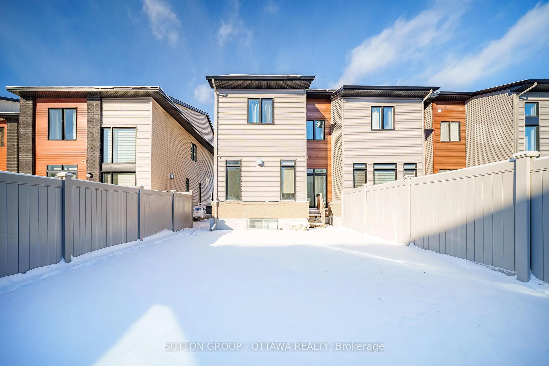 Photo 813 of 726 Octave Grove, Ottawa, Riverside South/Gloucester Glen — HOMEH