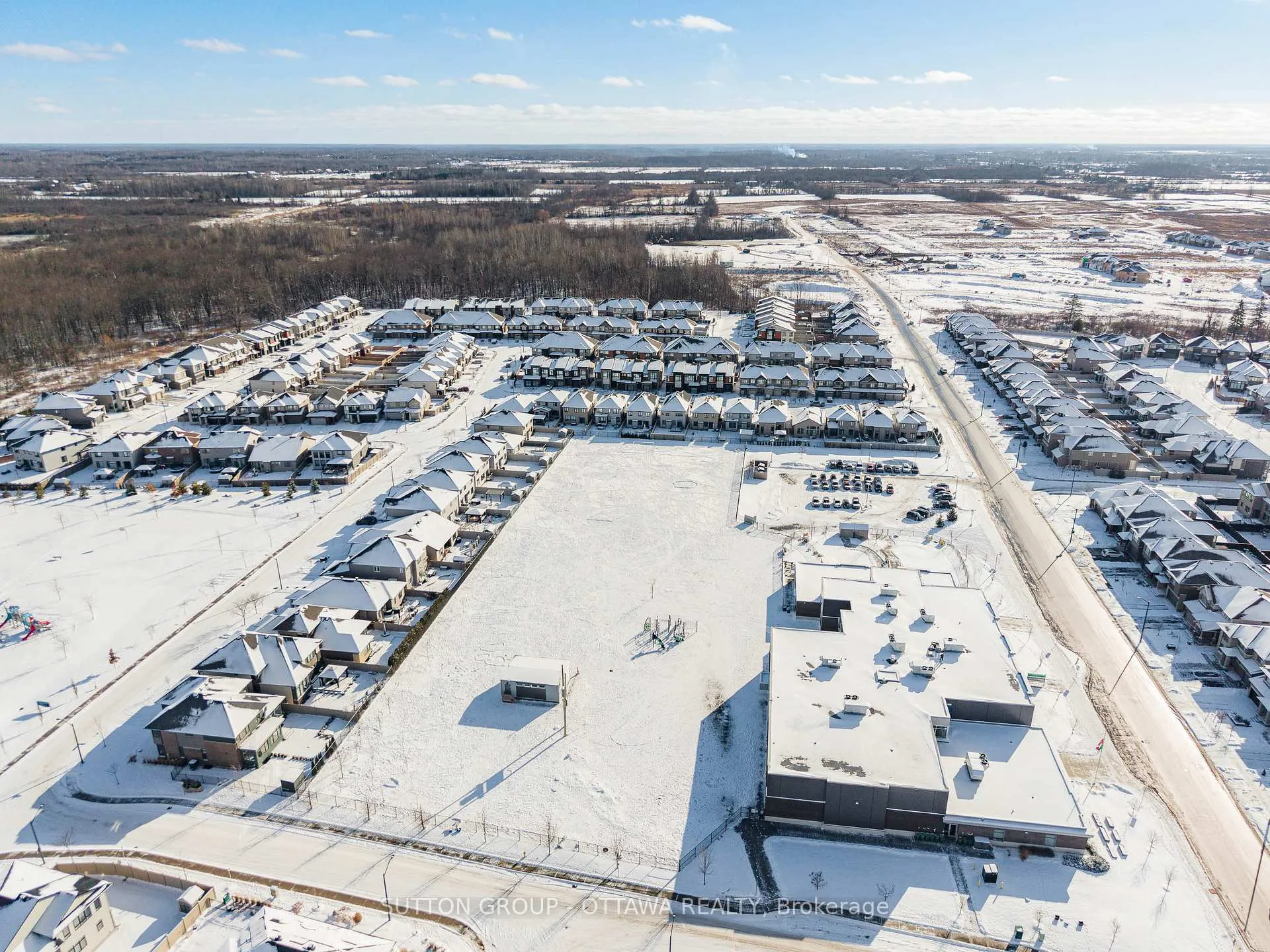 Photo 896 of 726 Octave Grove, Ottawa, Riverside South/Gloucester Glen — HOMEH