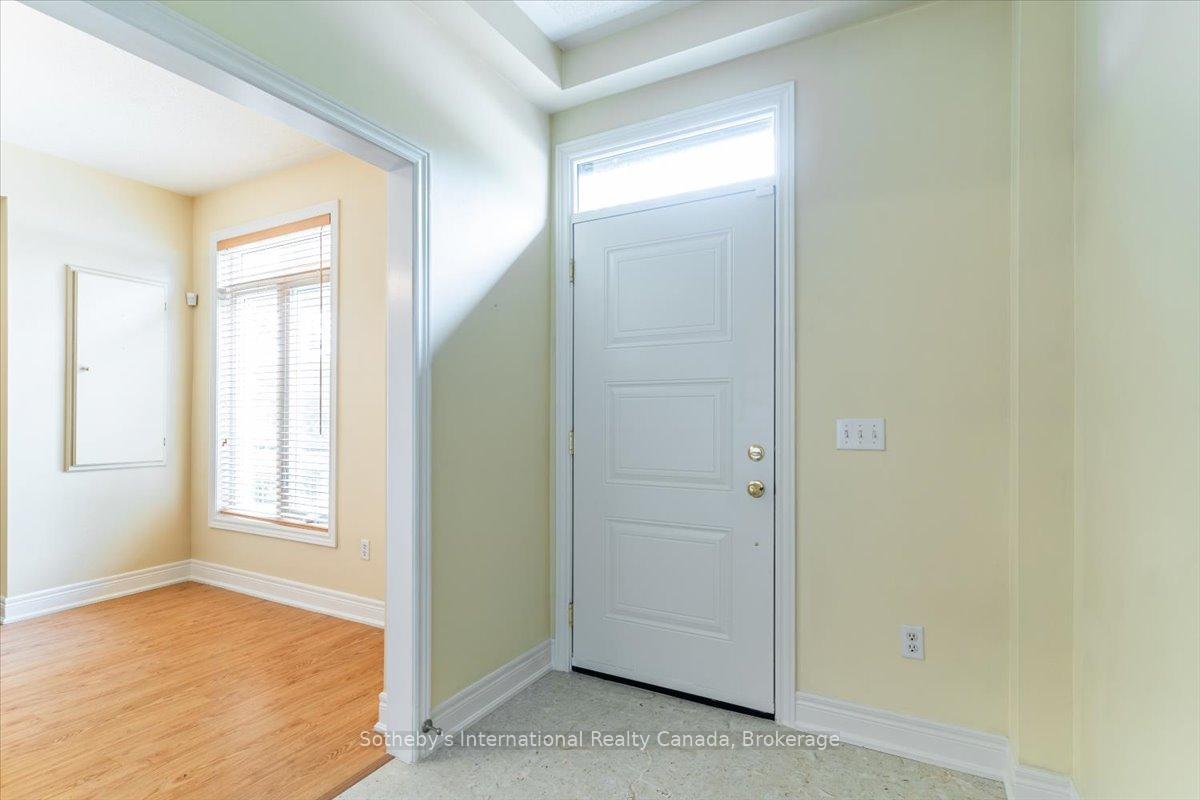Photo 3 of 33 Port Union Road, Scarborough, Rouge — HOMEH
