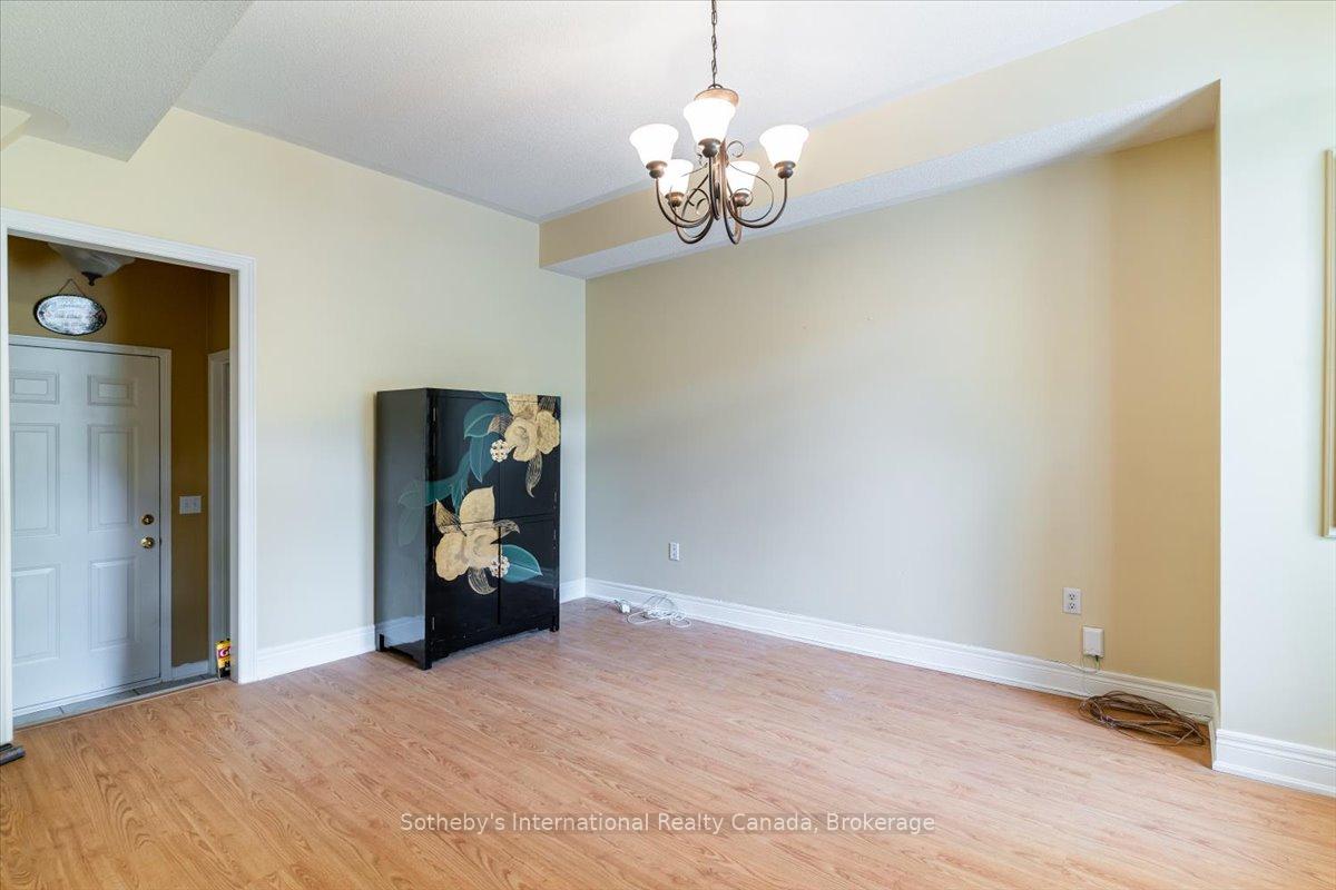 Photo 4 of 33 Port Union Road, Scarborough, Rouge — HOMEH