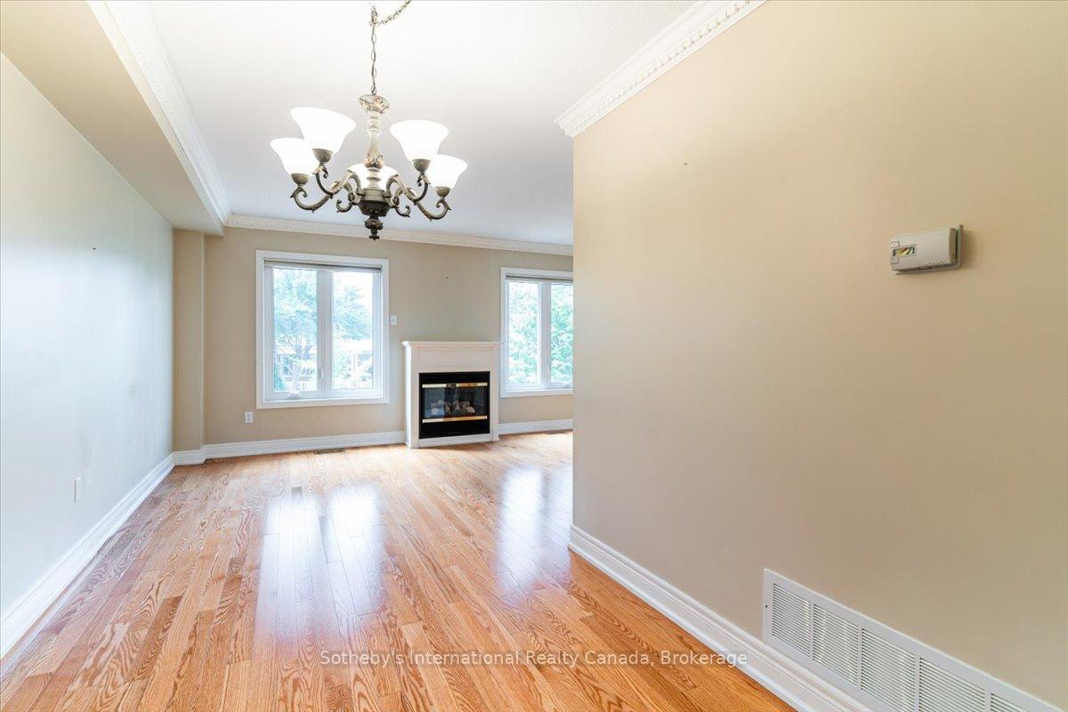 Photo 15 of 33 Port Union Road, Scarborough, Rouge — HOMEH