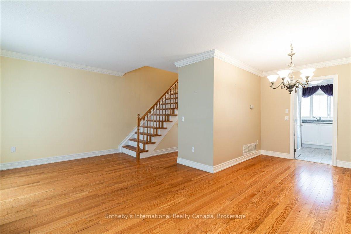 Photo 20 of 33 Port Union Road, Scarborough, Rouge — HOMEH