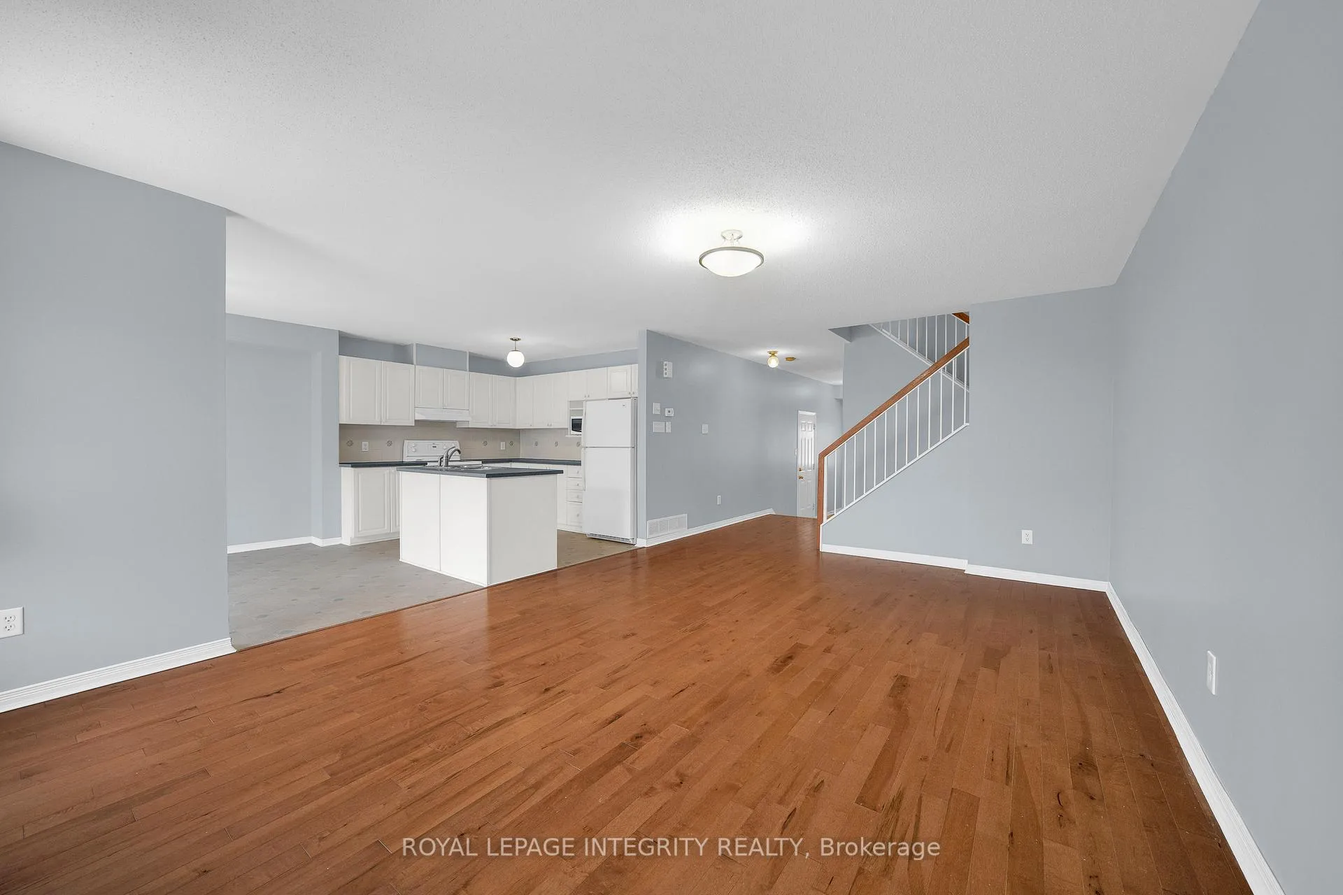 Photo 7 of 37 Barnstone Drive, Ottawa, Barrhaven East — HOMEH