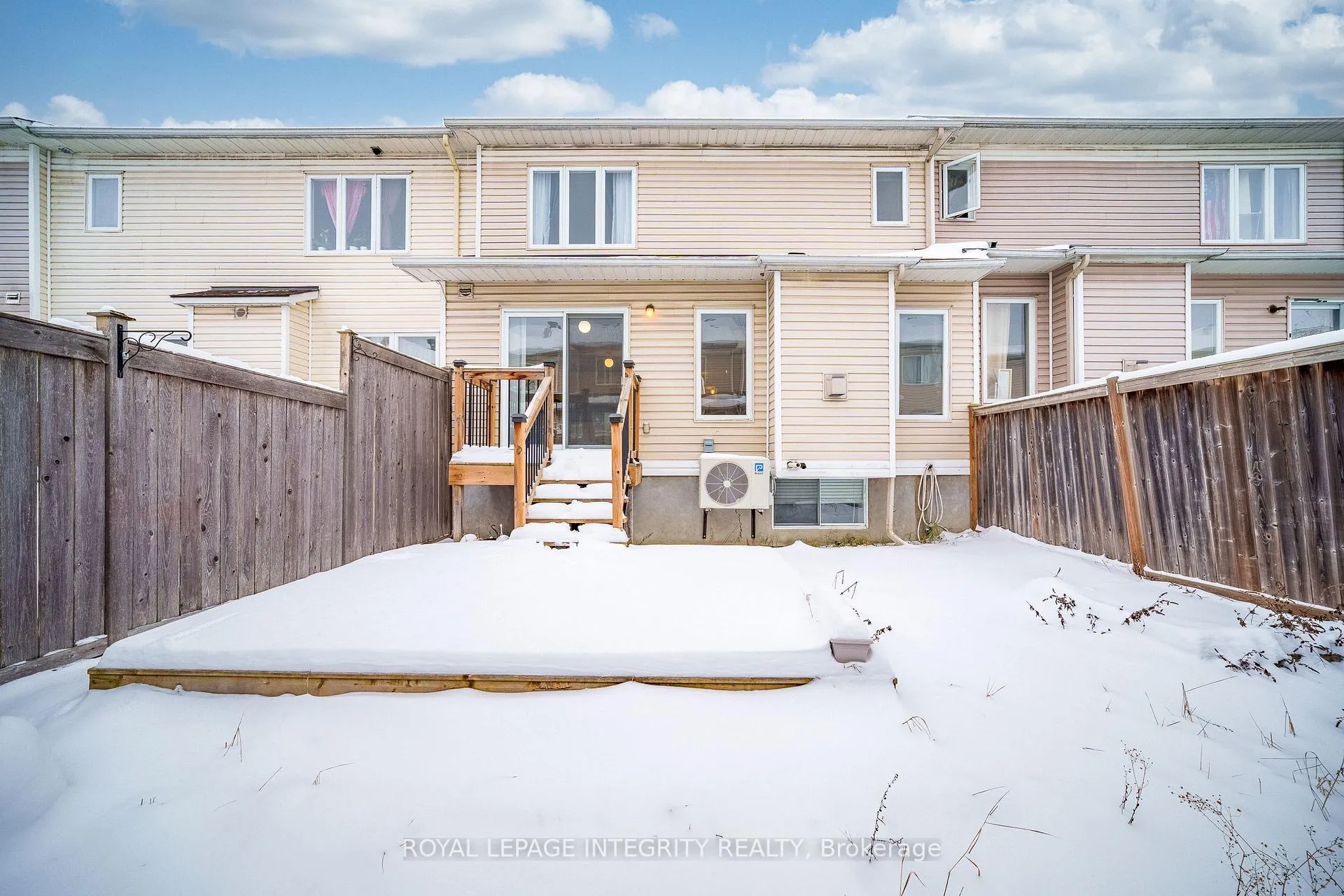 Photo 29 of 37 Barnstone Drive, Ottawa, Barrhaven East — HOMEH
