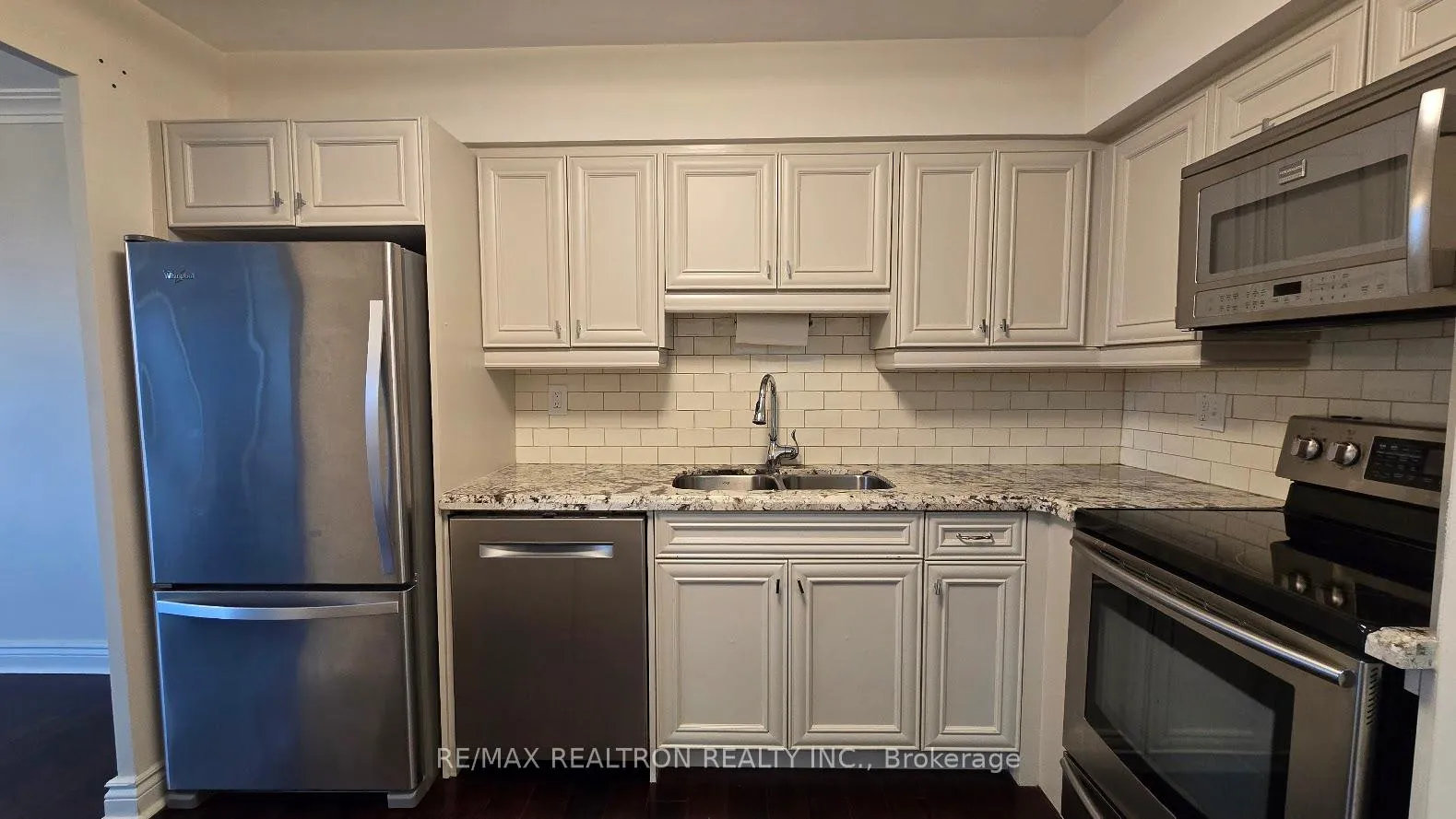 Photo 12 of Unit 602, 3555 Bathurst Street, Toronto, Bedford Park-Nortown — HOMEH