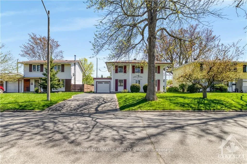 Photo 2 of Unit A, 714 Buxton Crescent, Ottawa, Riverside Park South — HOMEH