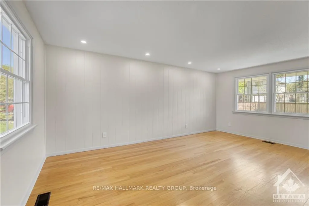Photo 94 of Unit A, 714 Buxton Crescent, Ottawa, Riverside Park South — HOMEH