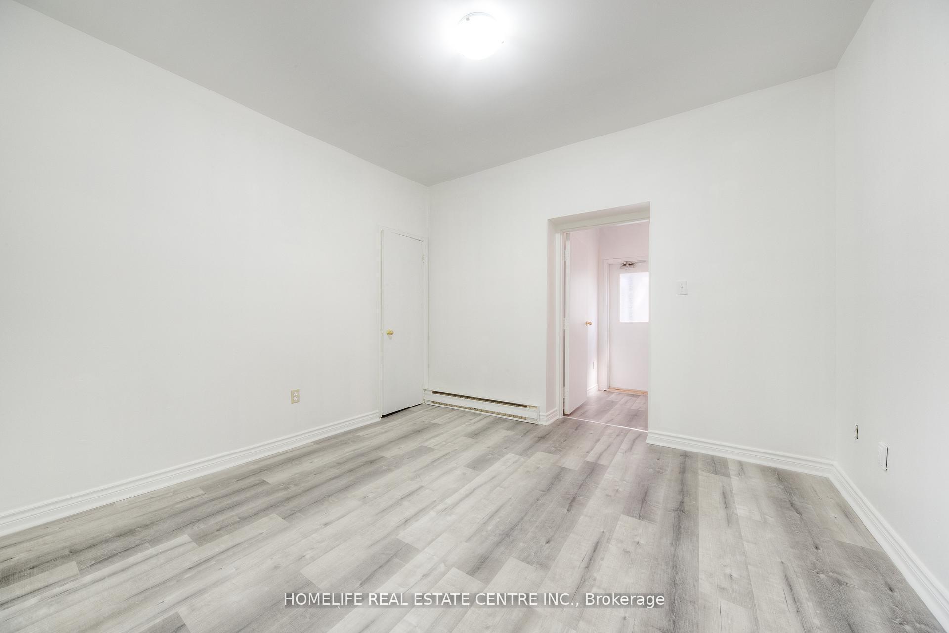 Front of Unit 201, 223 Jameson Avenue