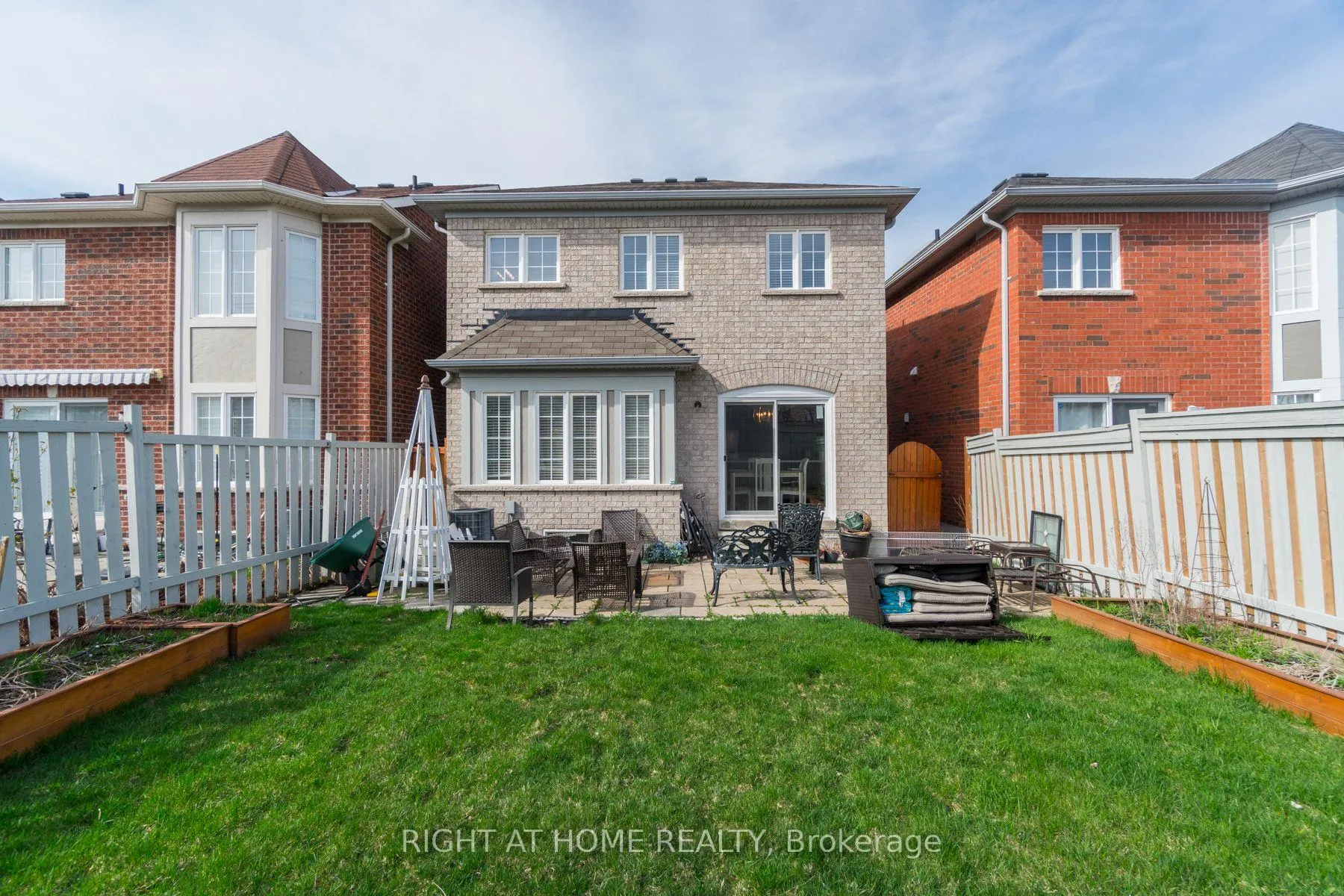 Photo 22 of 63 Feint Drive, Ajax, Northwest Ajax — HOMEH