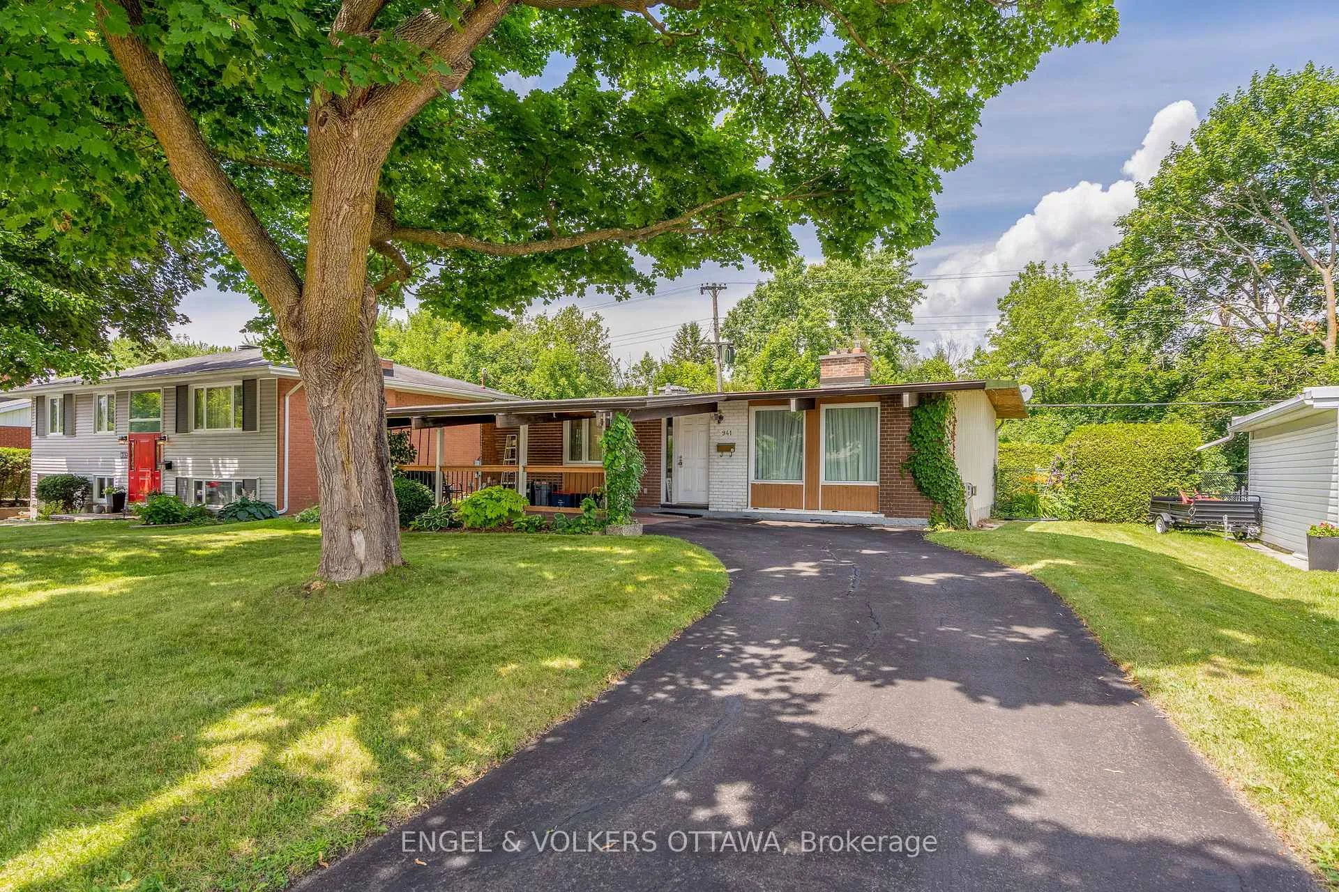Photo 28 of 941 Cromwell Drive, Ottawa, Riverside Park — HOMEH