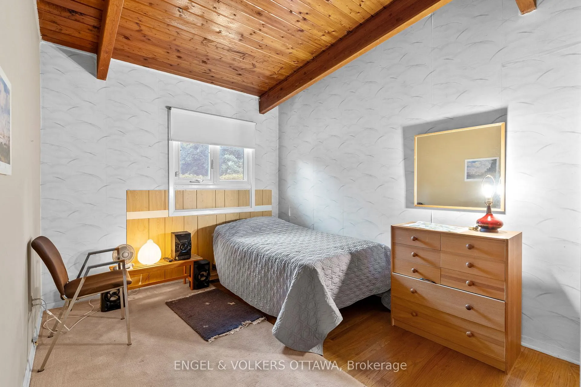 Photo 233 of 941 Cromwell Drive, Ottawa, Riverside Park — HOMEH