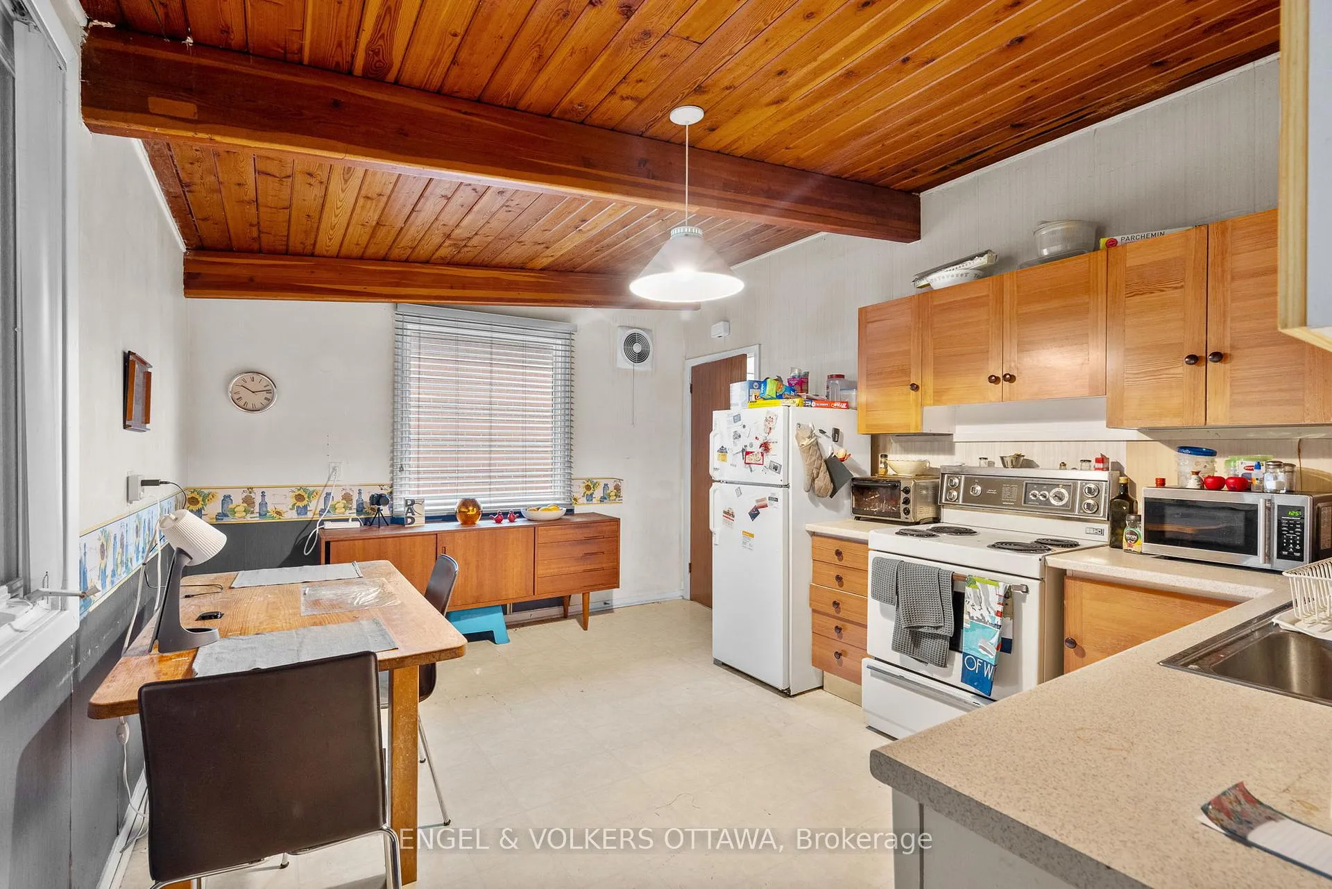 Photo 262 of 941 Cromwell Drive, Ottawa, Riverside Park — HOMEH