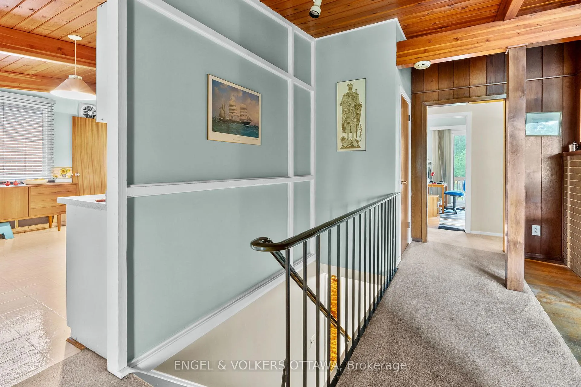 Photo 304 of 941 Cromwell Drive, Ottawa, Riverside Park — HOMEH